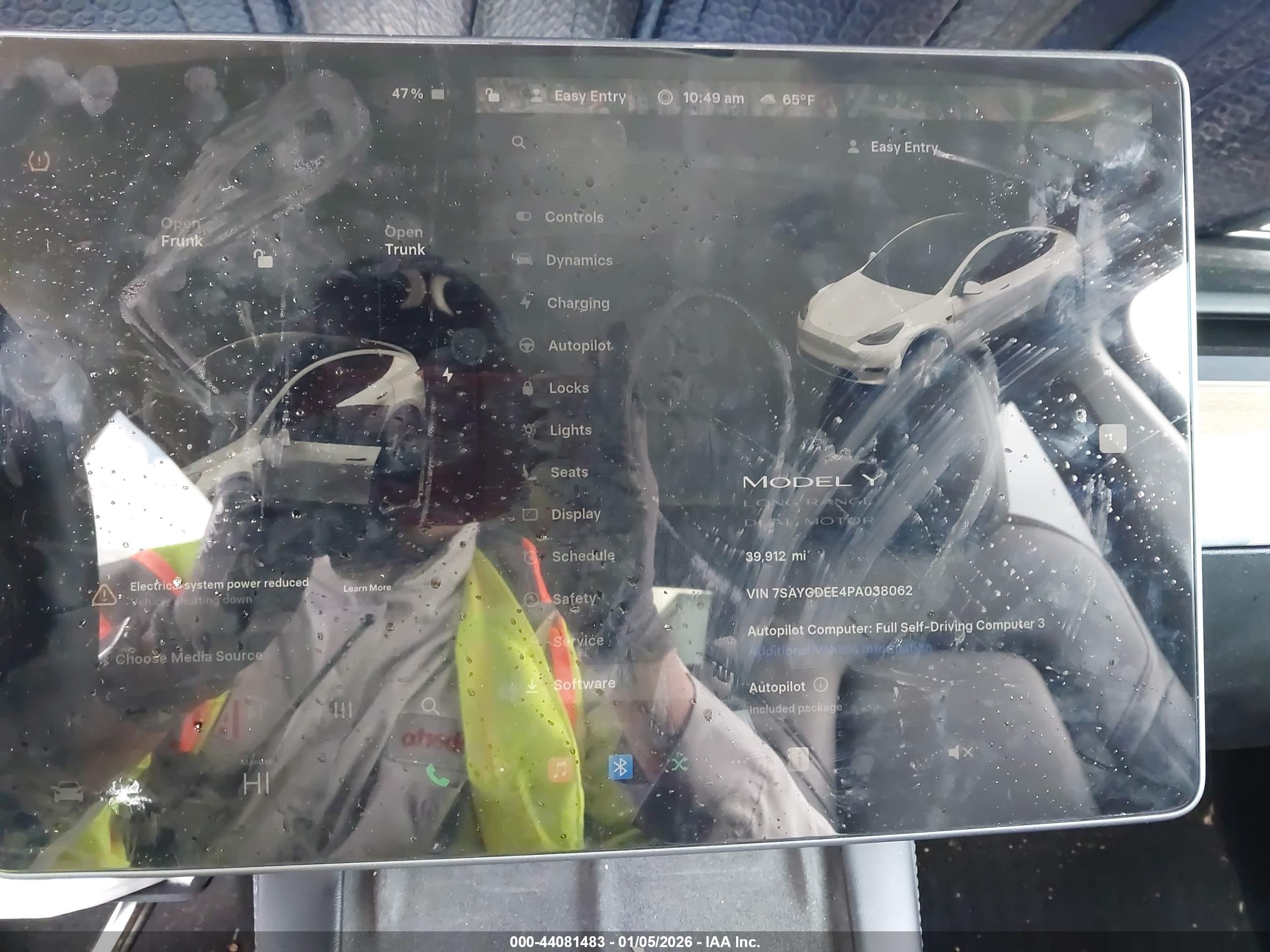 TESLA MODEL image 7