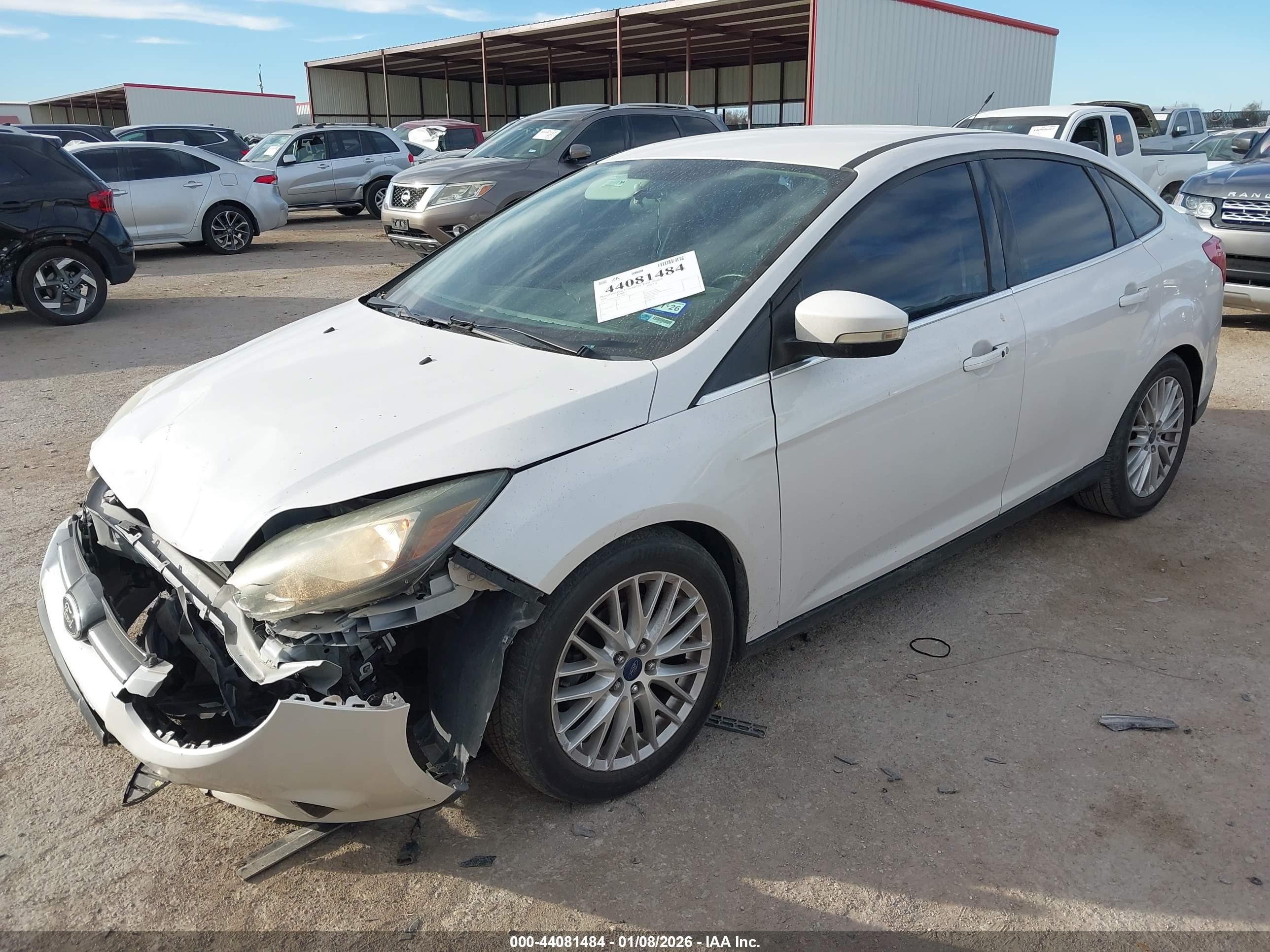 FORD FOCUS image 2