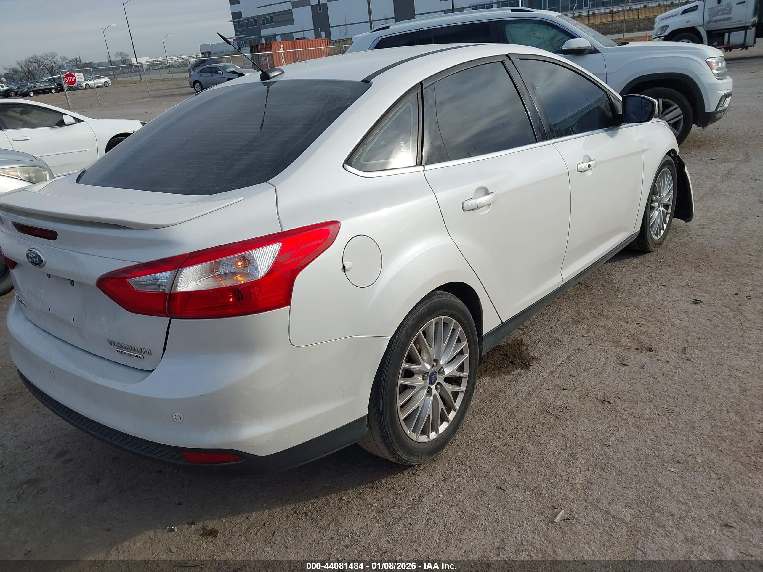 FORD FOCUS image 4