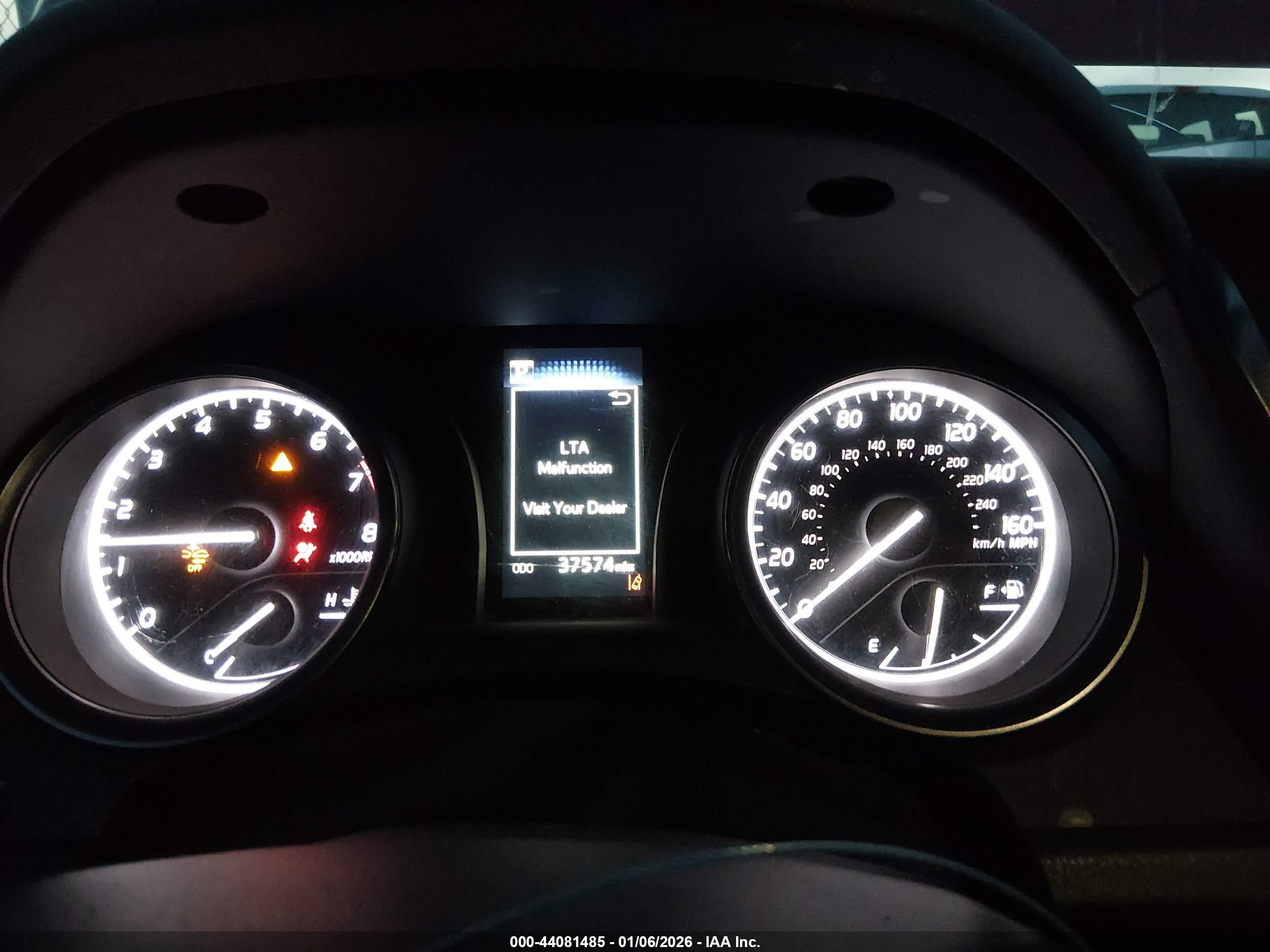 TOYOTA CAMRY image 7