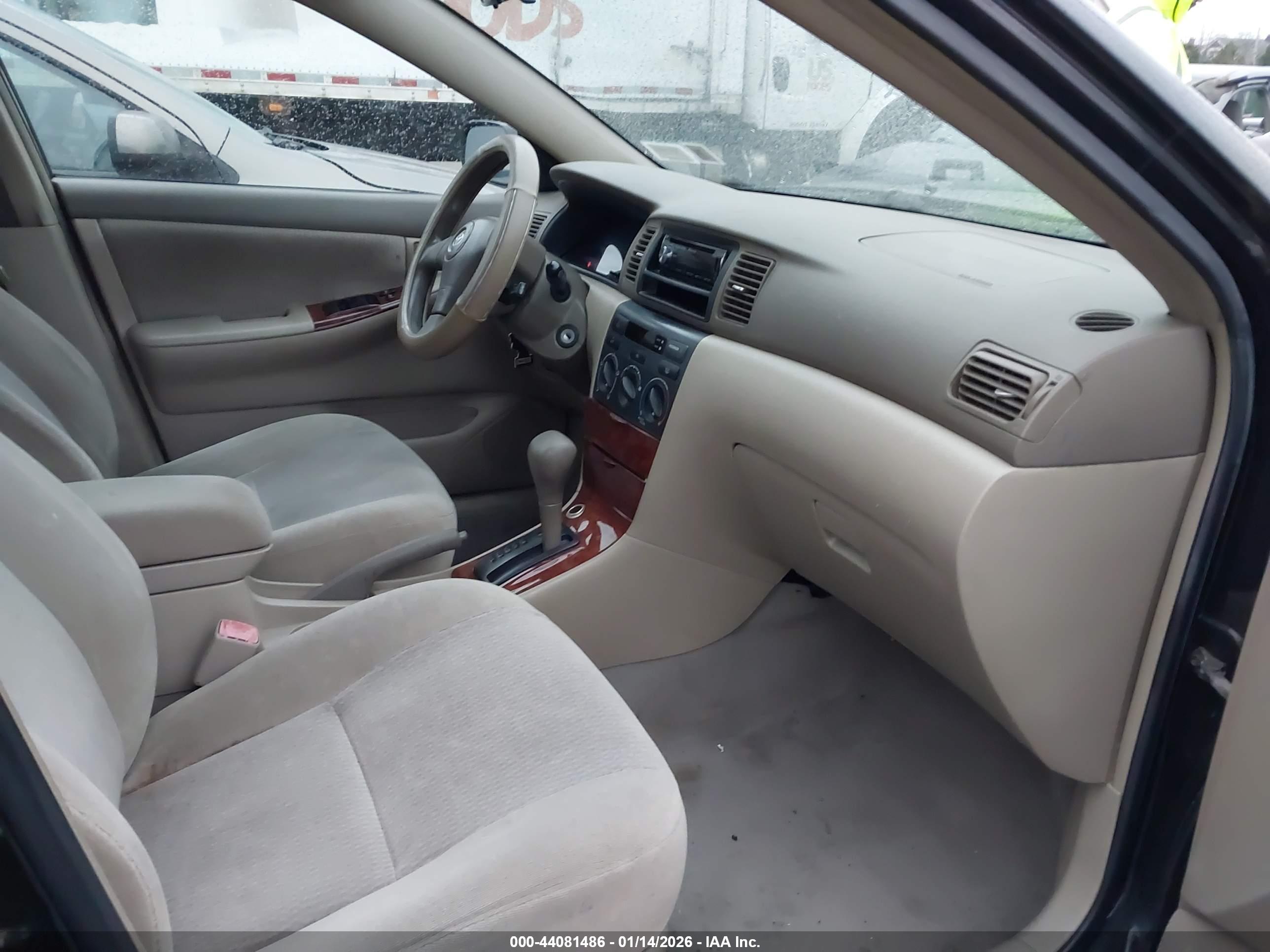 TOYOTA COROLLA image 5