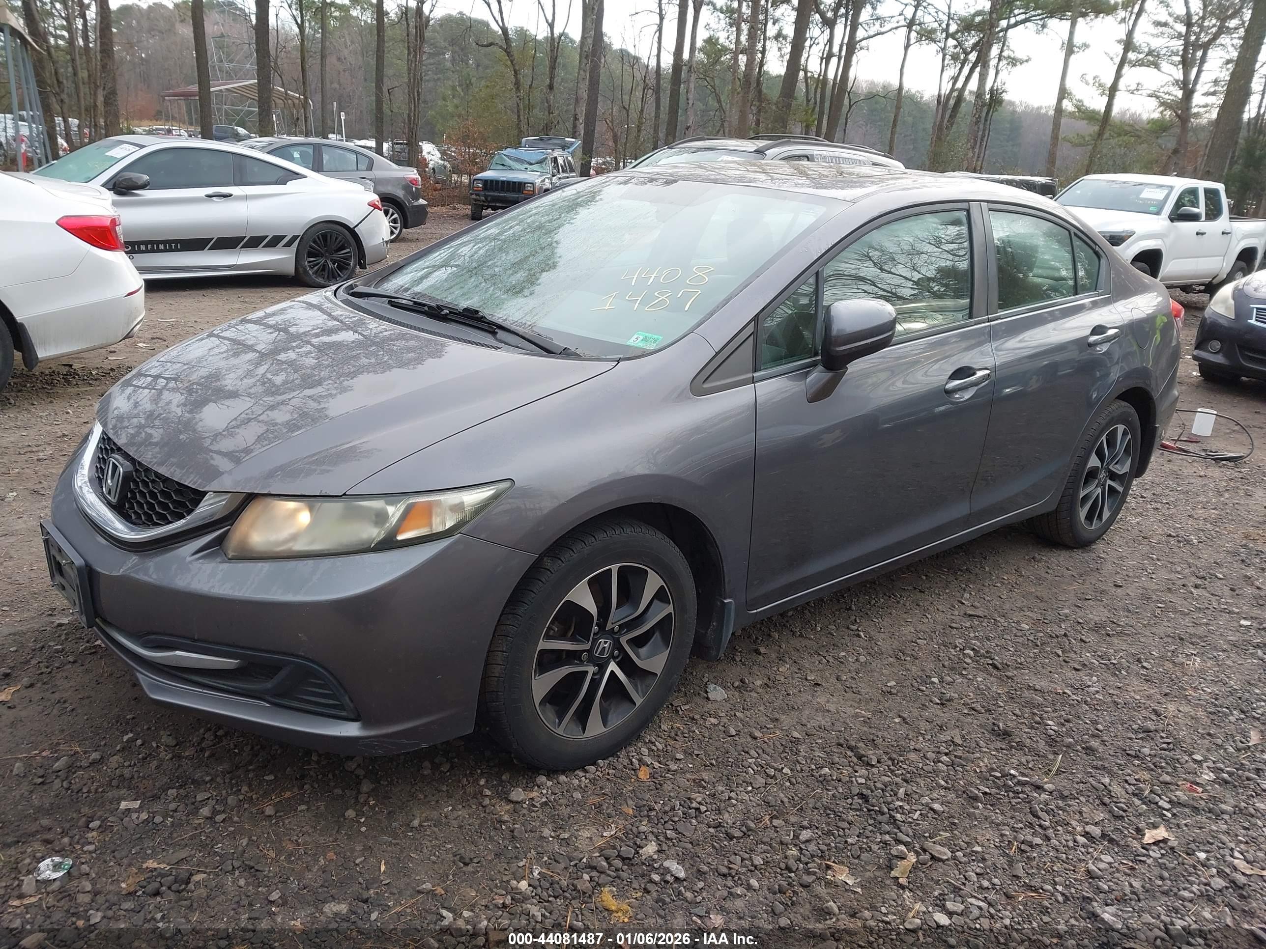 HONDA CIVIC image 2