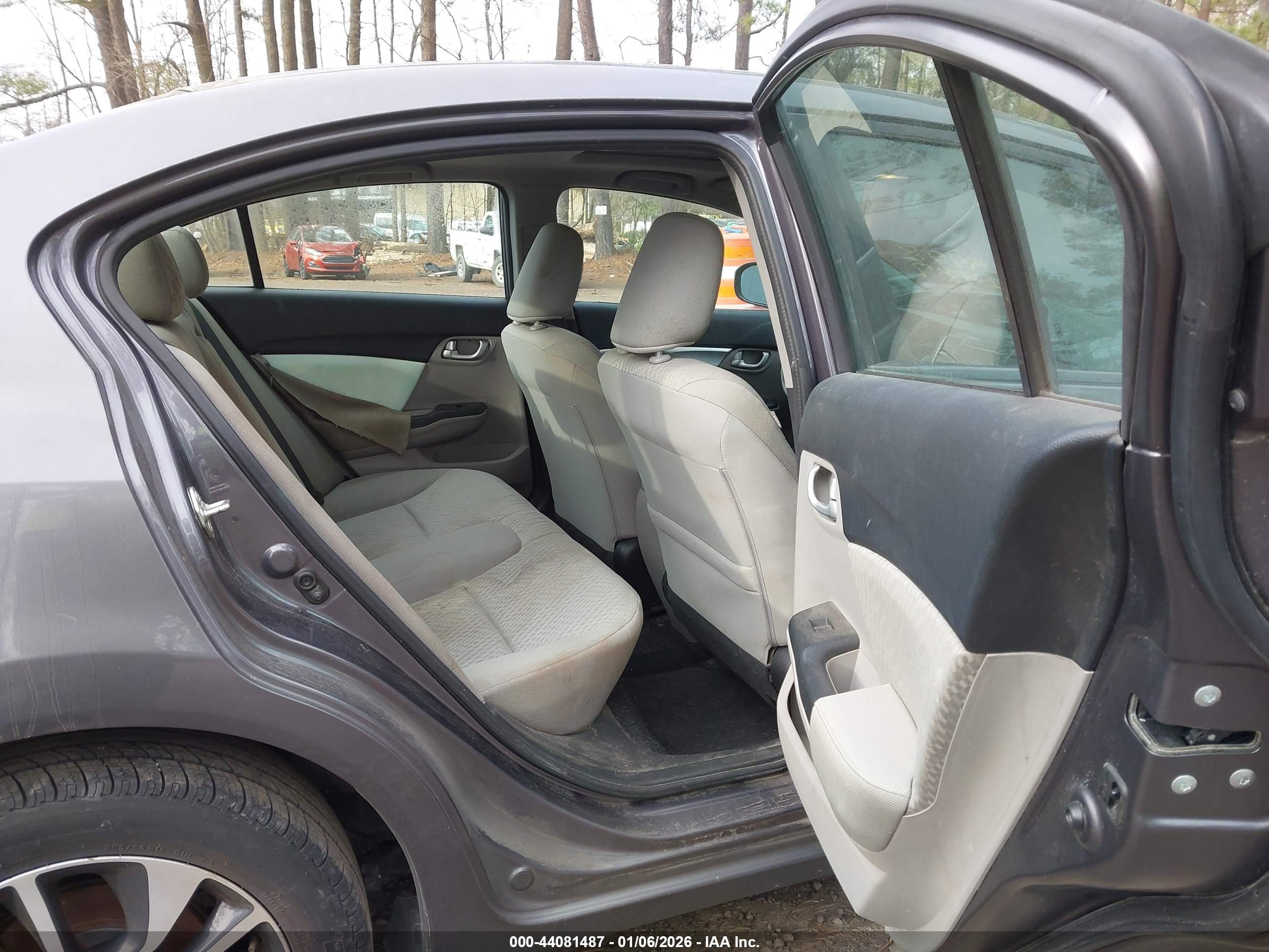 HONDA CIVIC image 8