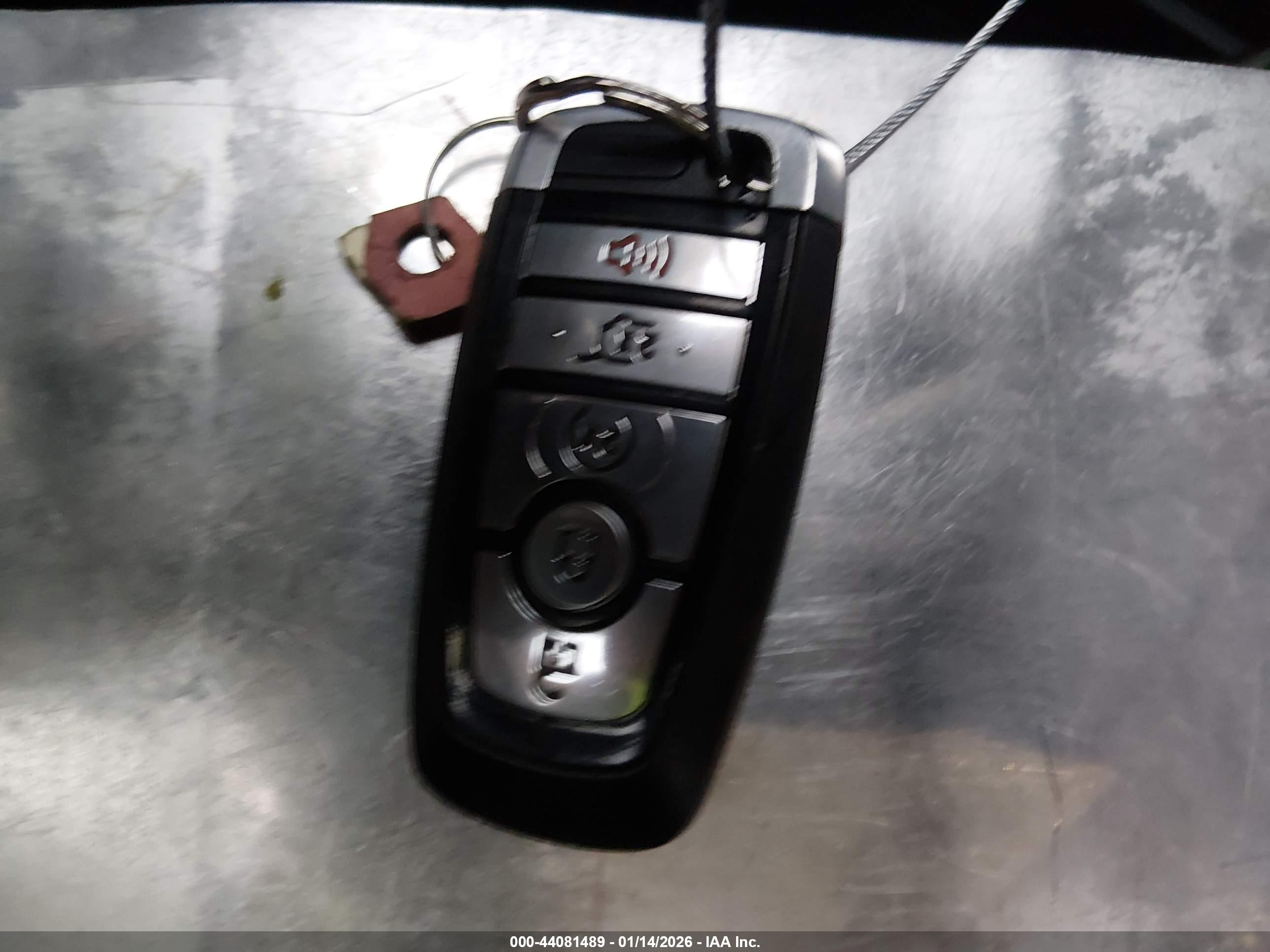 FORD EXPLORER image 11