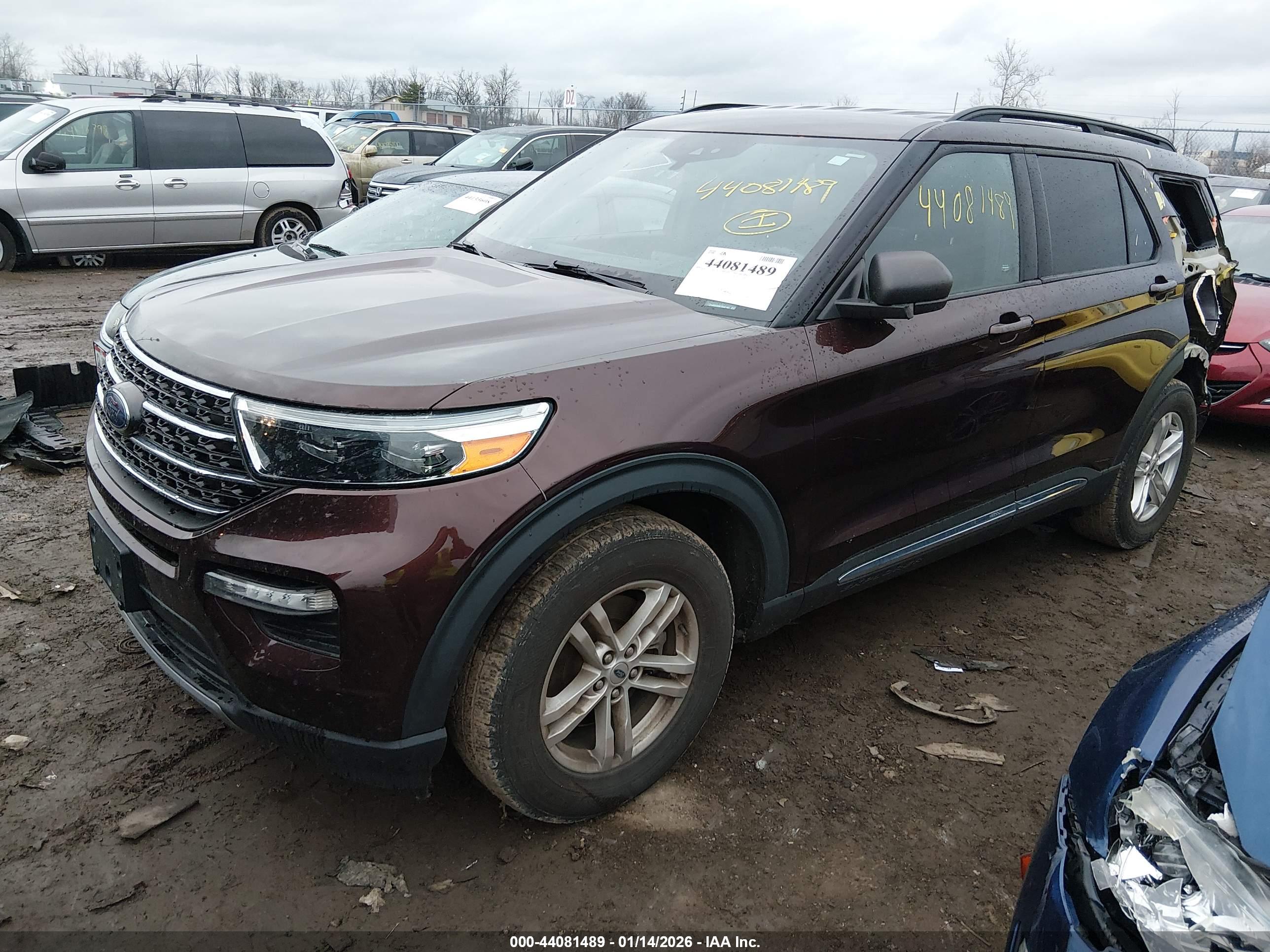 FORD EXPLORER image 2