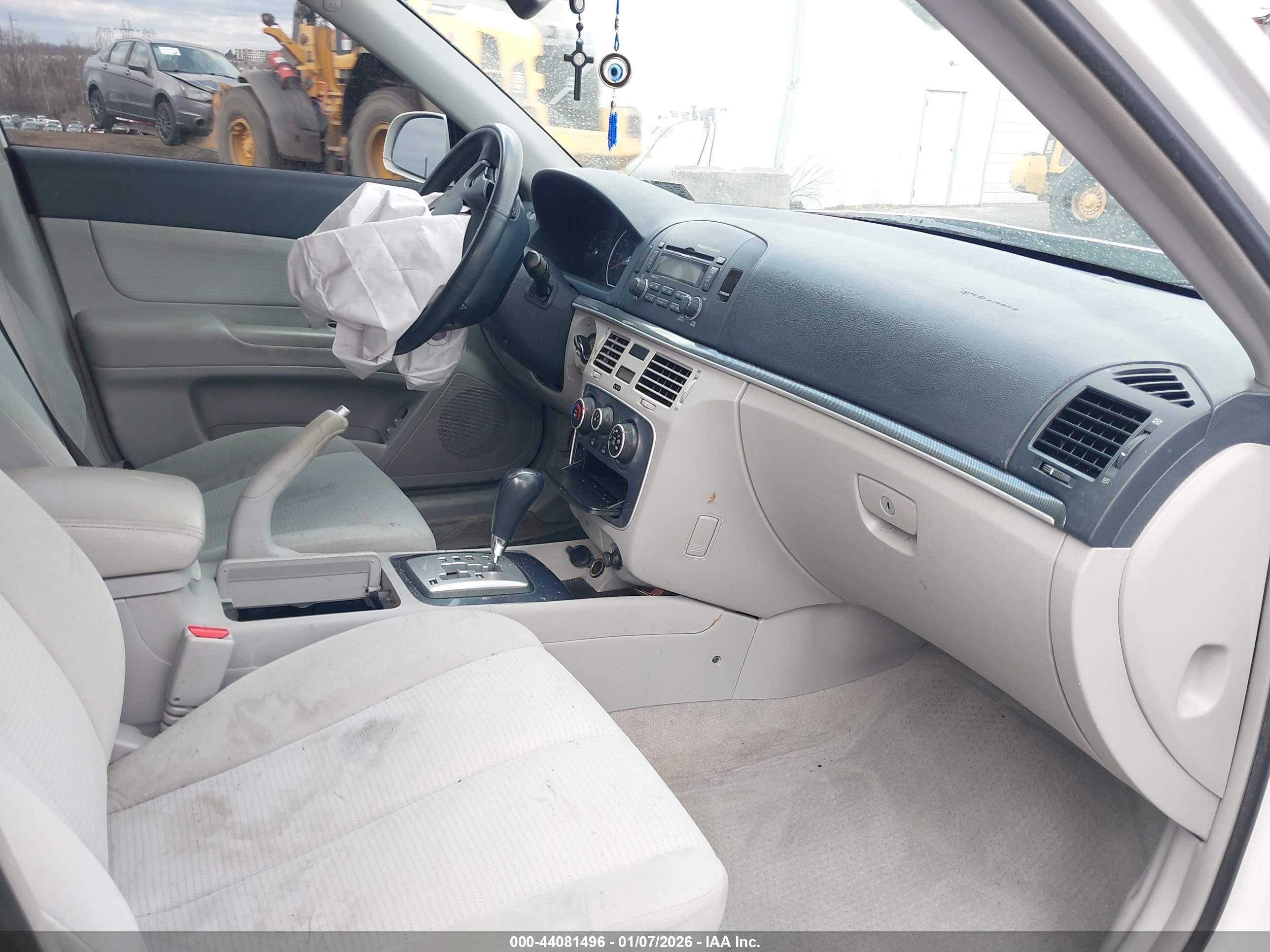 HYUNDAI SONATA image 5