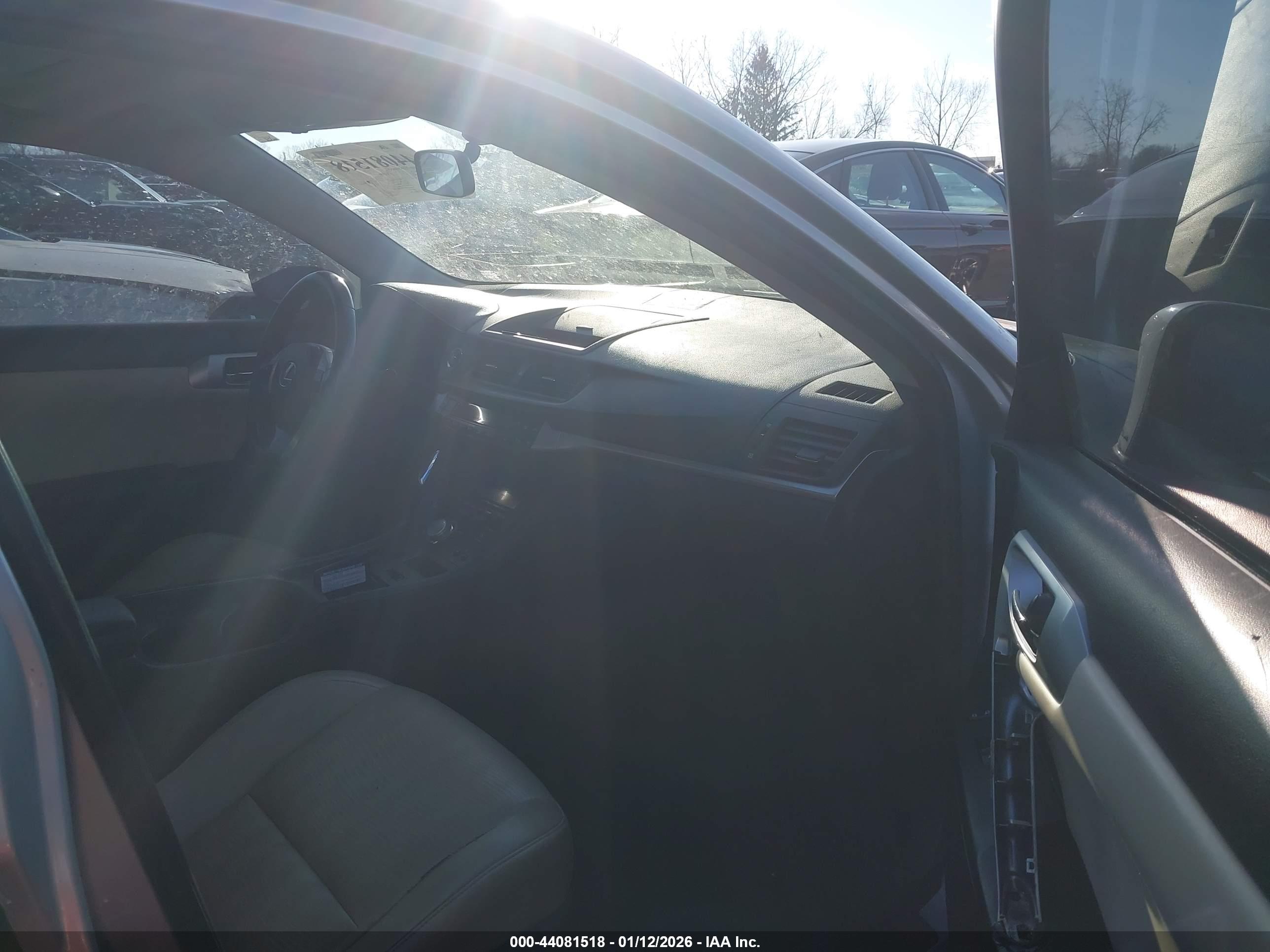 LEXUS CT image 5