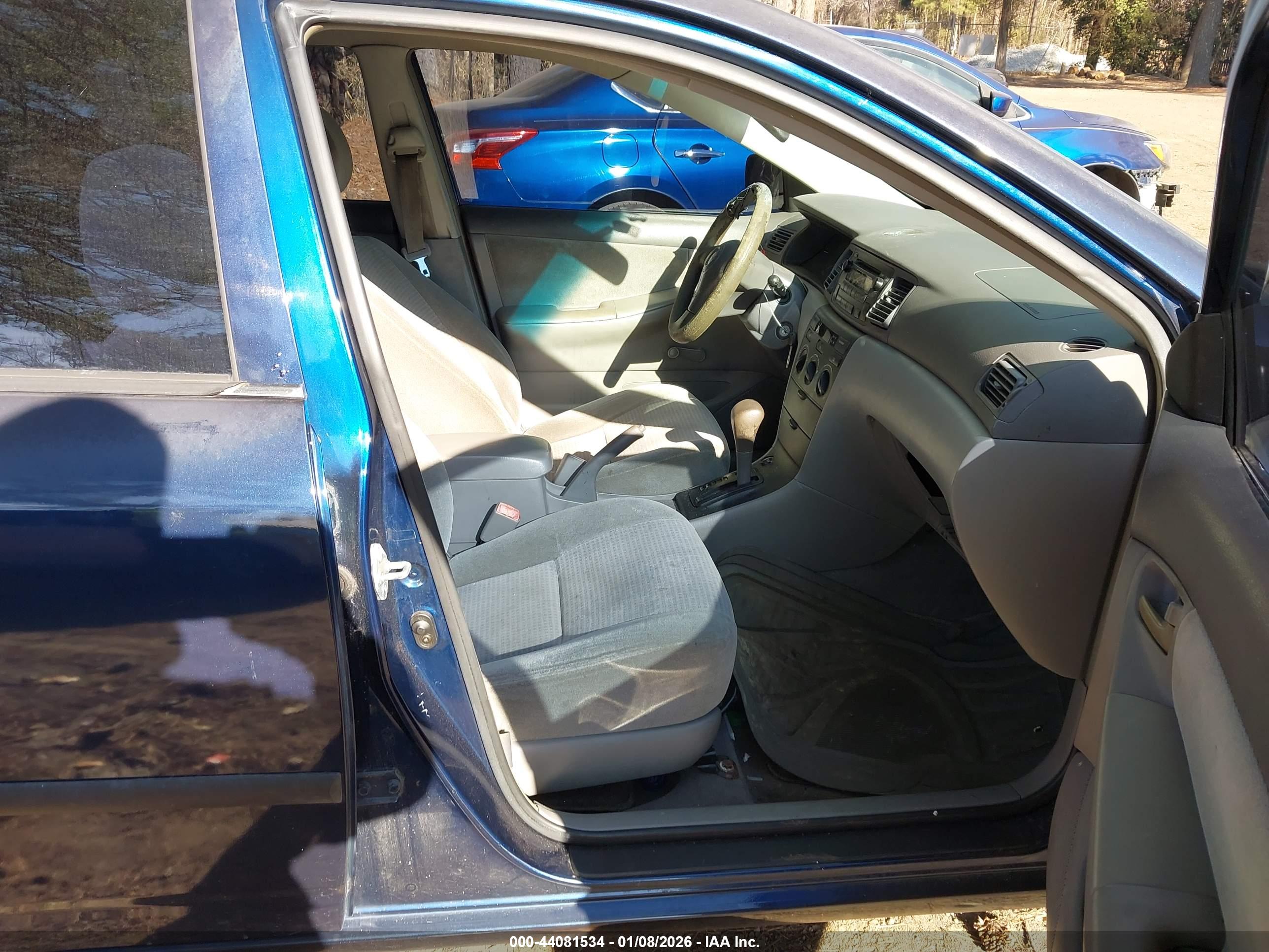 TOYOTA COROLLA image 5