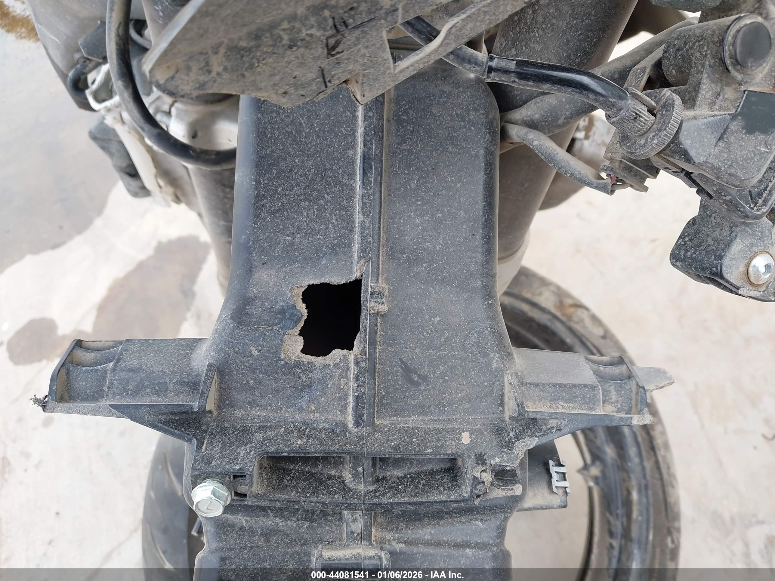 KAWASAKI ZX636 image 7