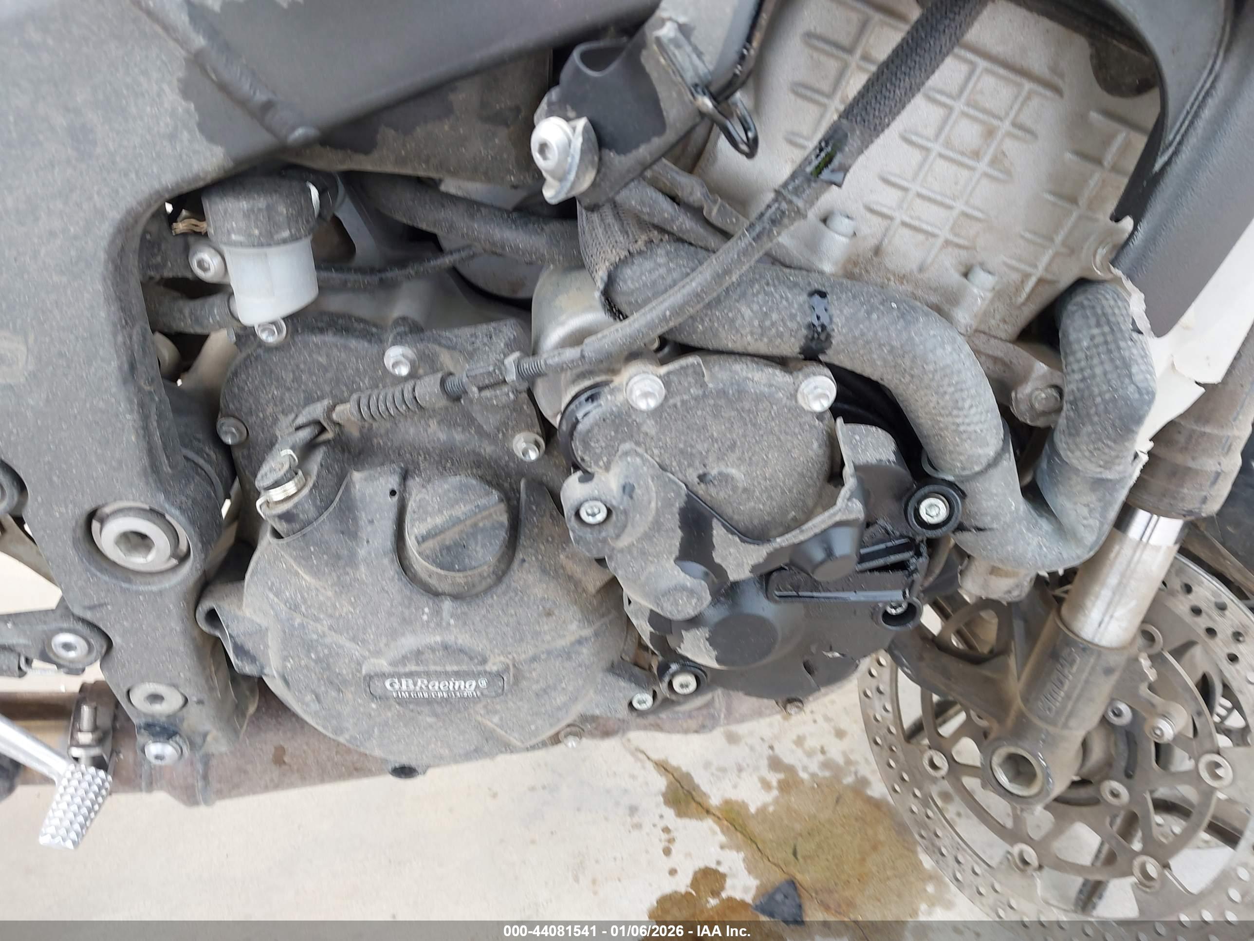 KAWASAKI ZX636 image 8