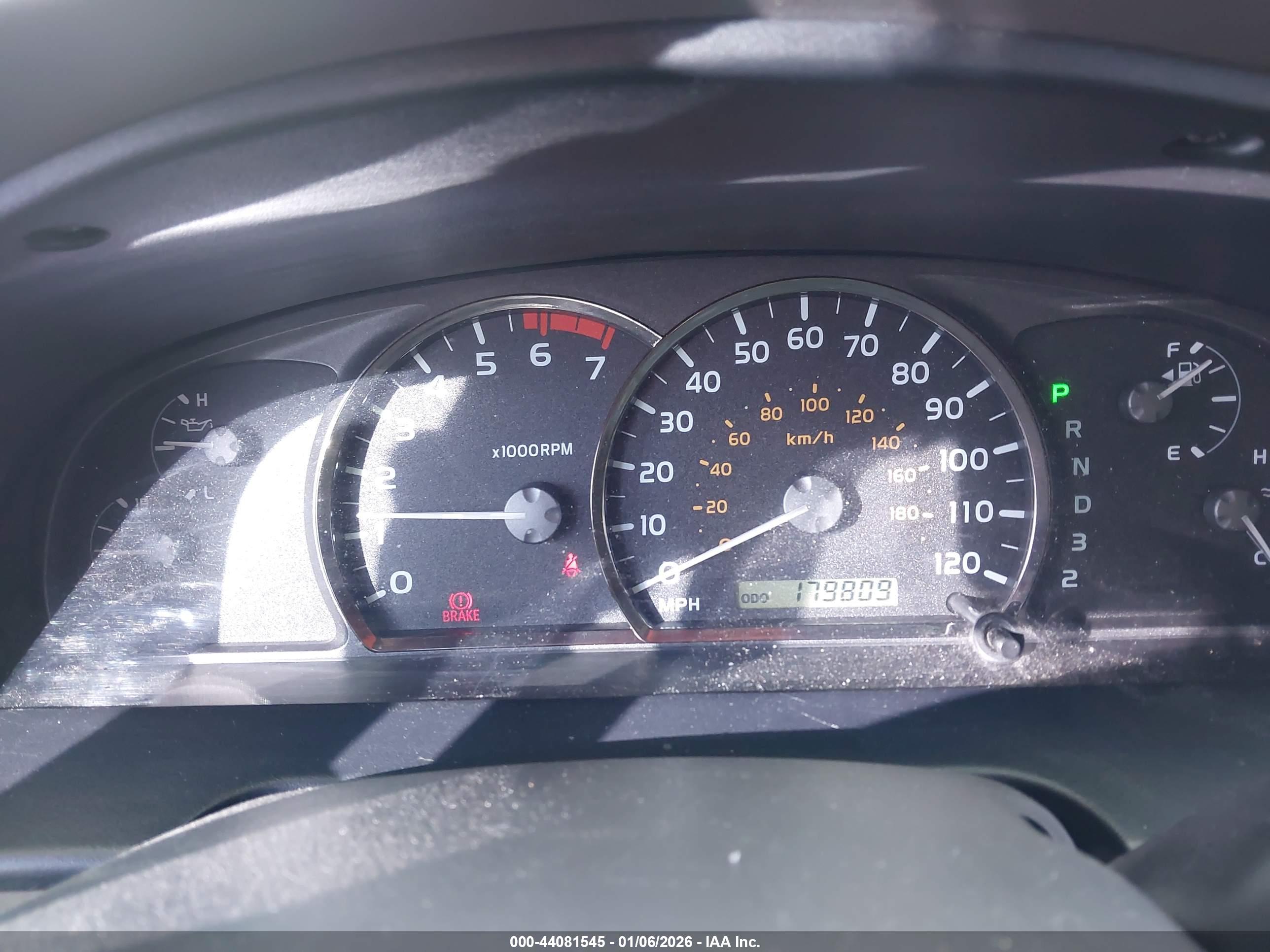 TOYOTA SEQUOIA image 7