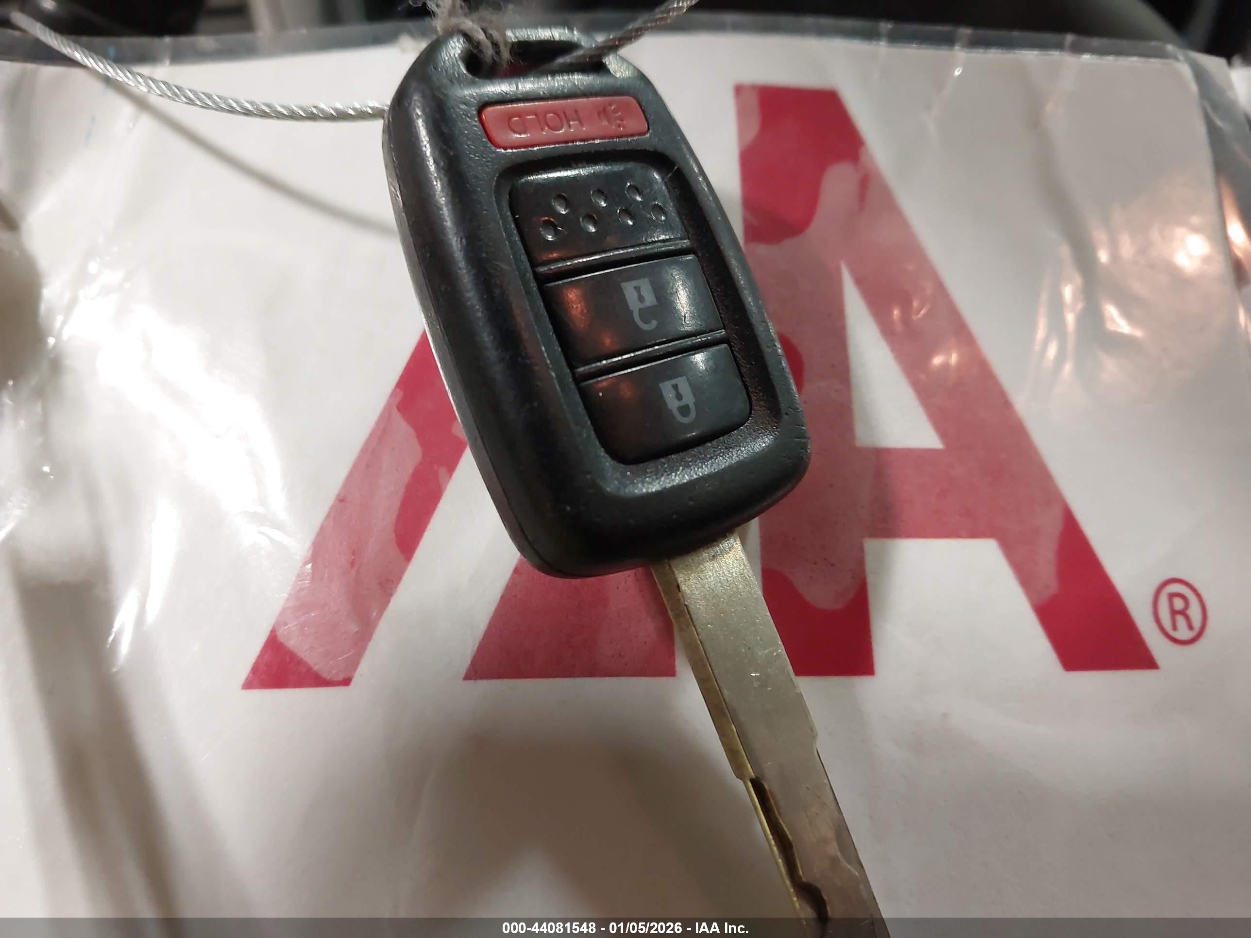 HONDA CR-V image 11