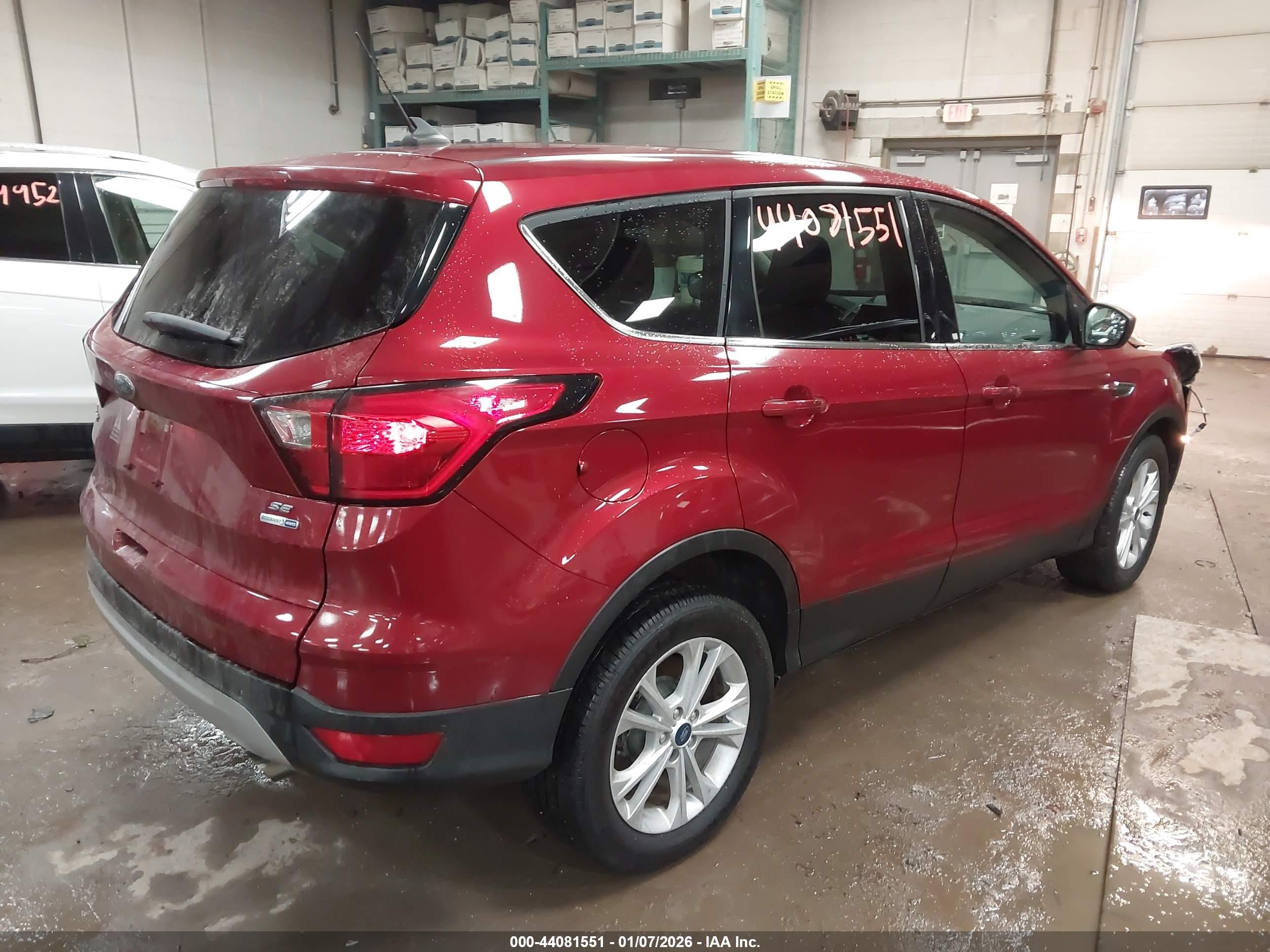 FORD ESCAPE image 4