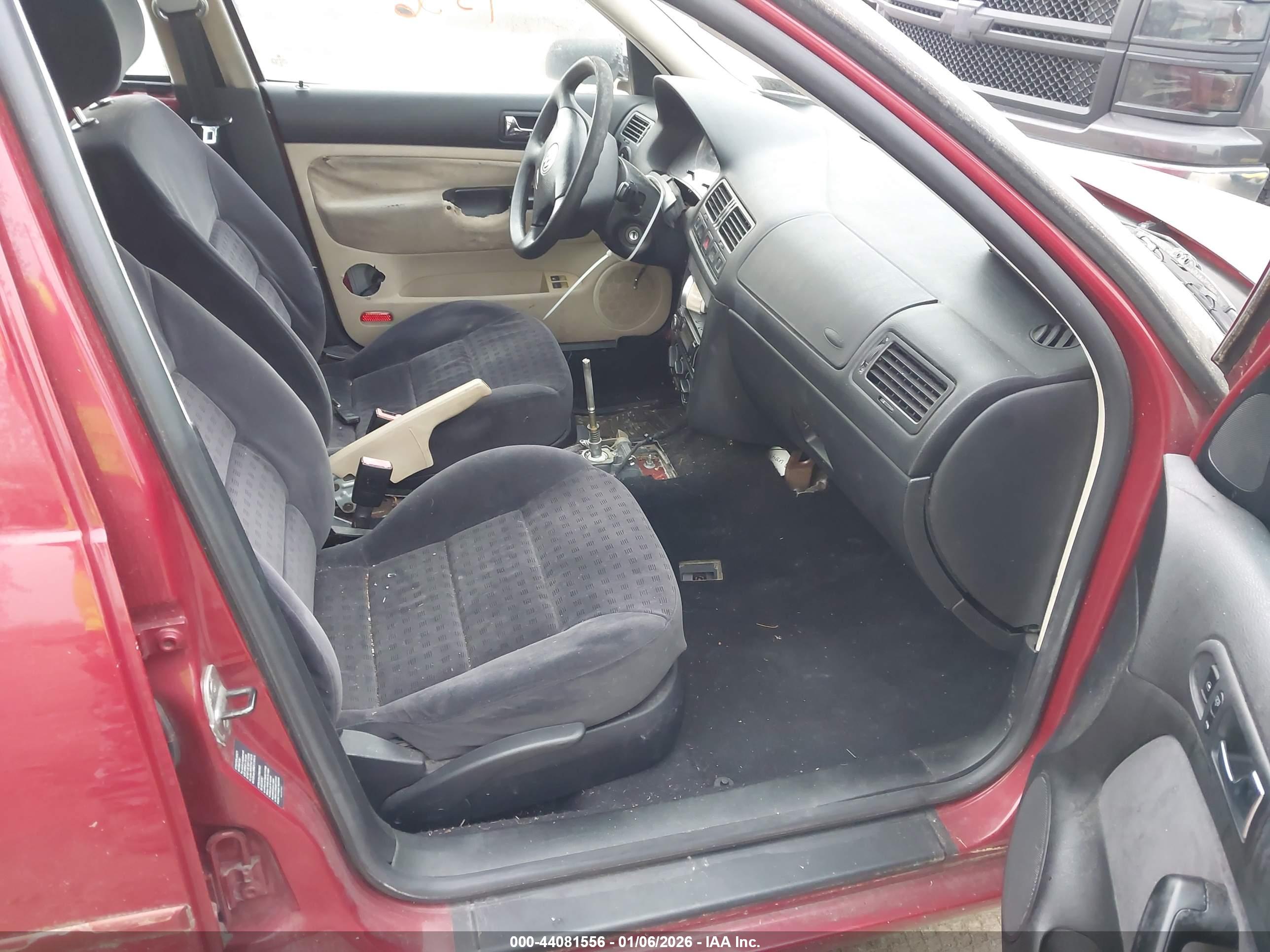 VOLKSWAGEN JETTA image 5