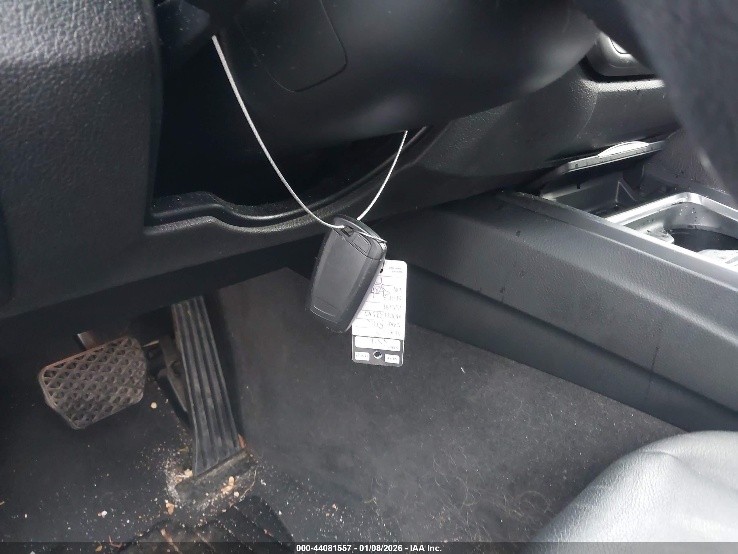 BMW 328I image 11