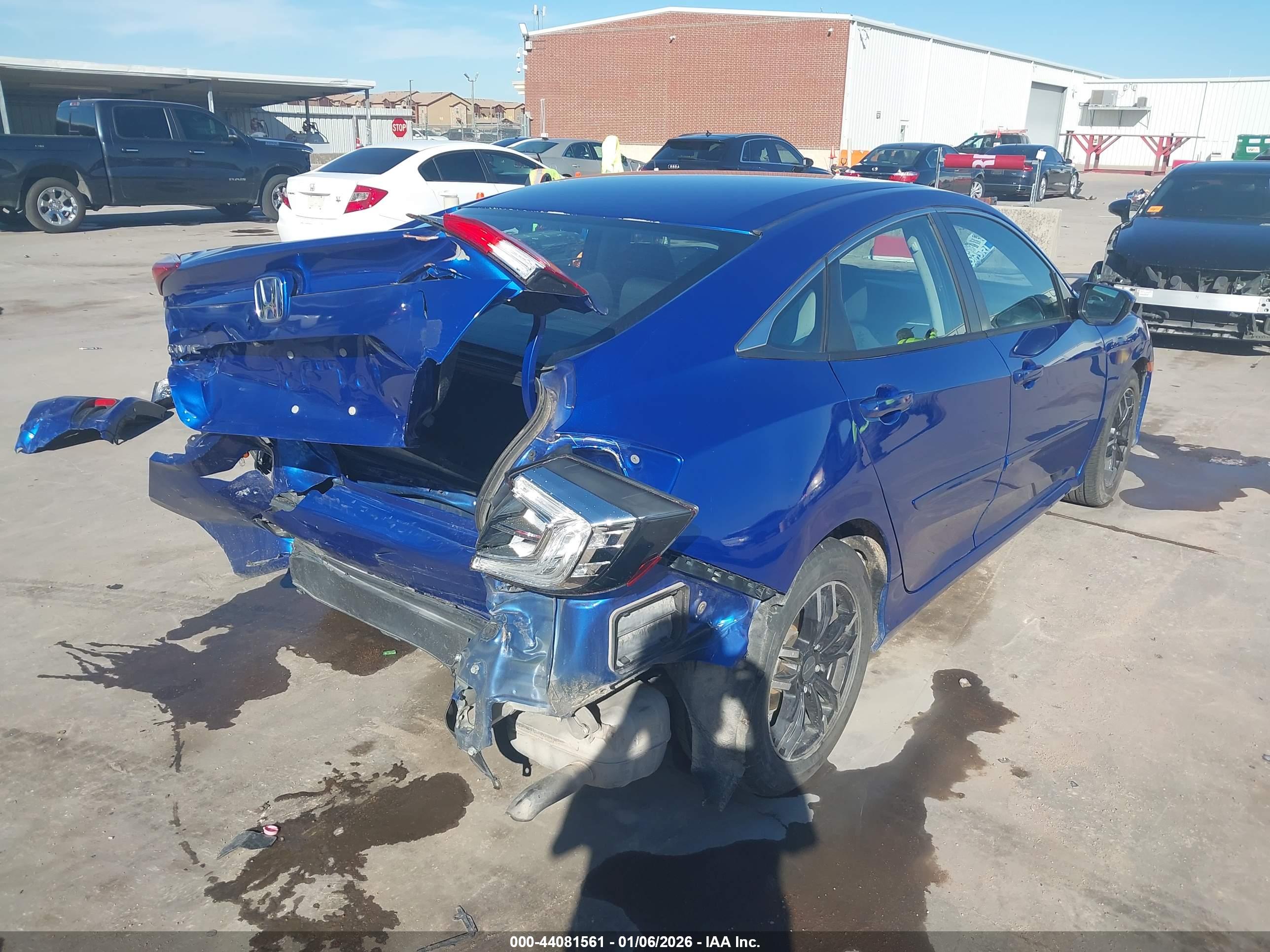 HONDA CIVIC image 4
