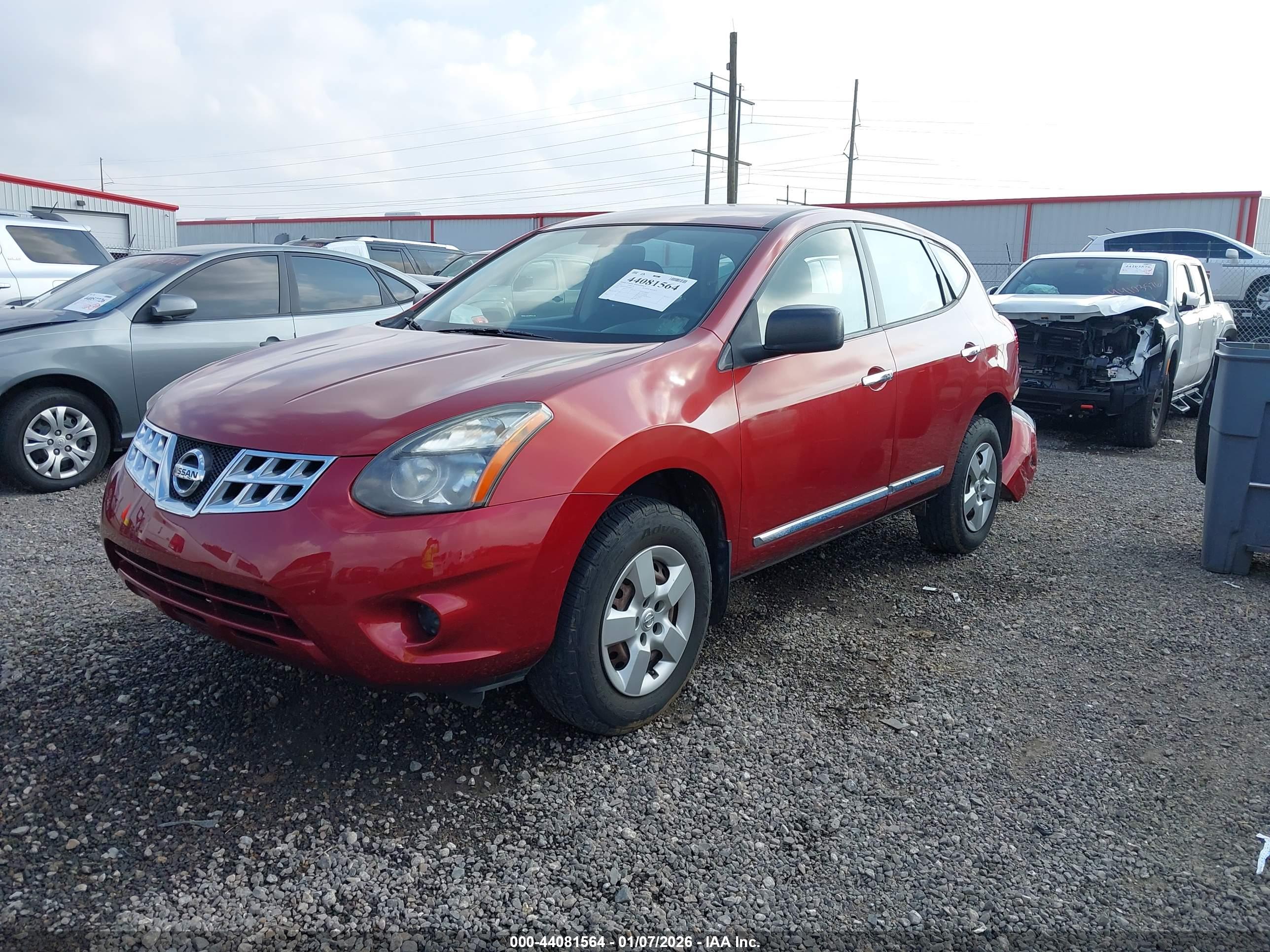 NISSAN ROGUE image 2