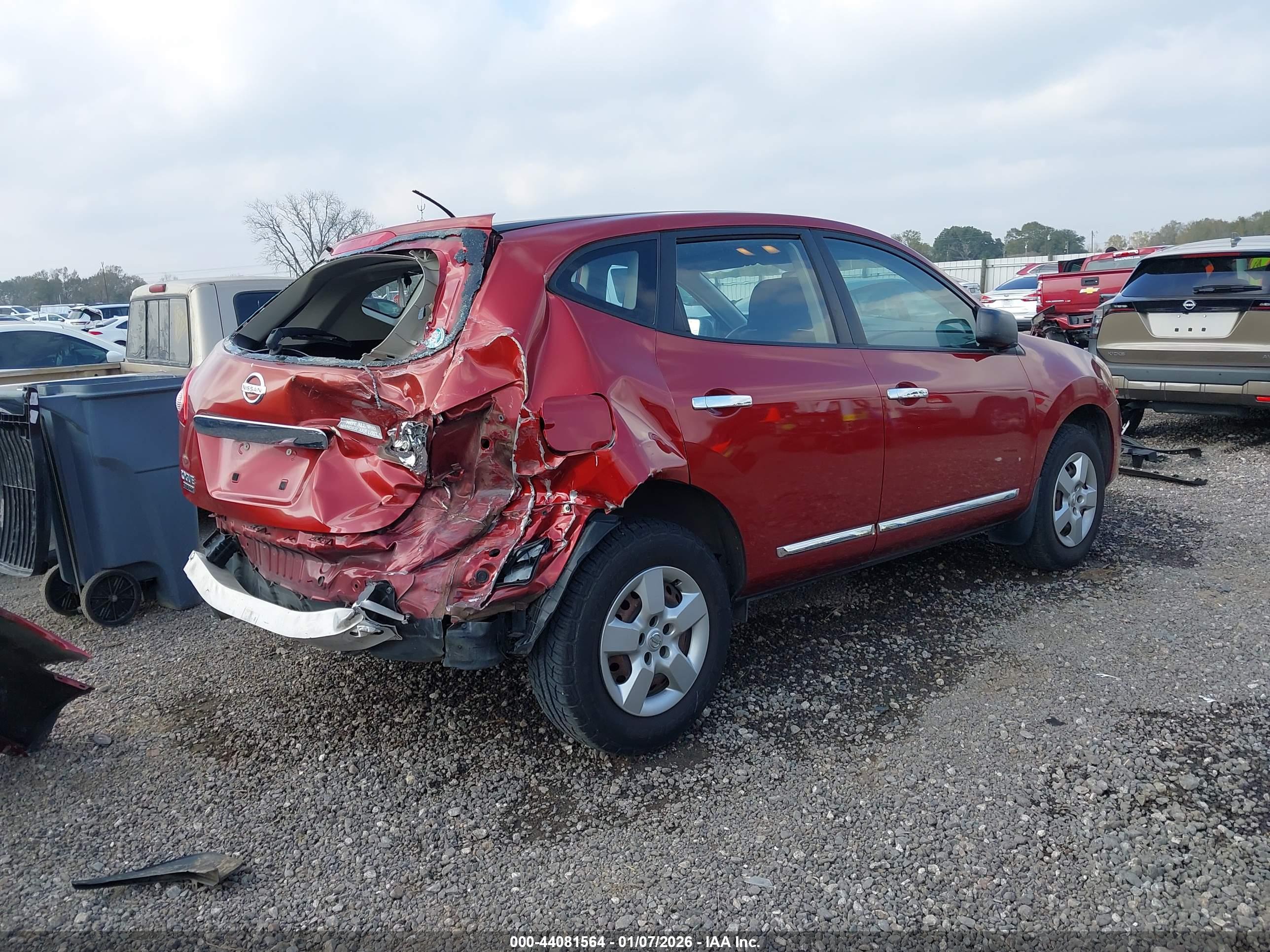NISSAN ROGUE image 4
