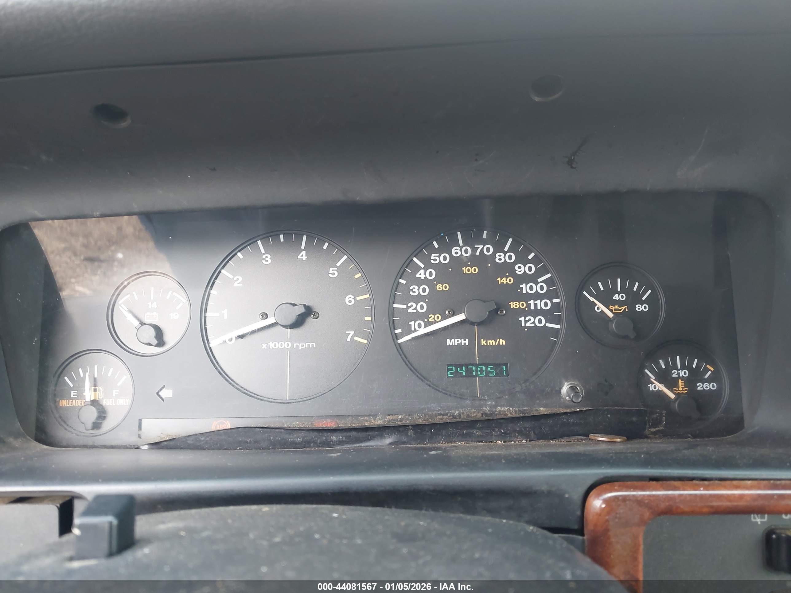 JEEP GRAND image 7