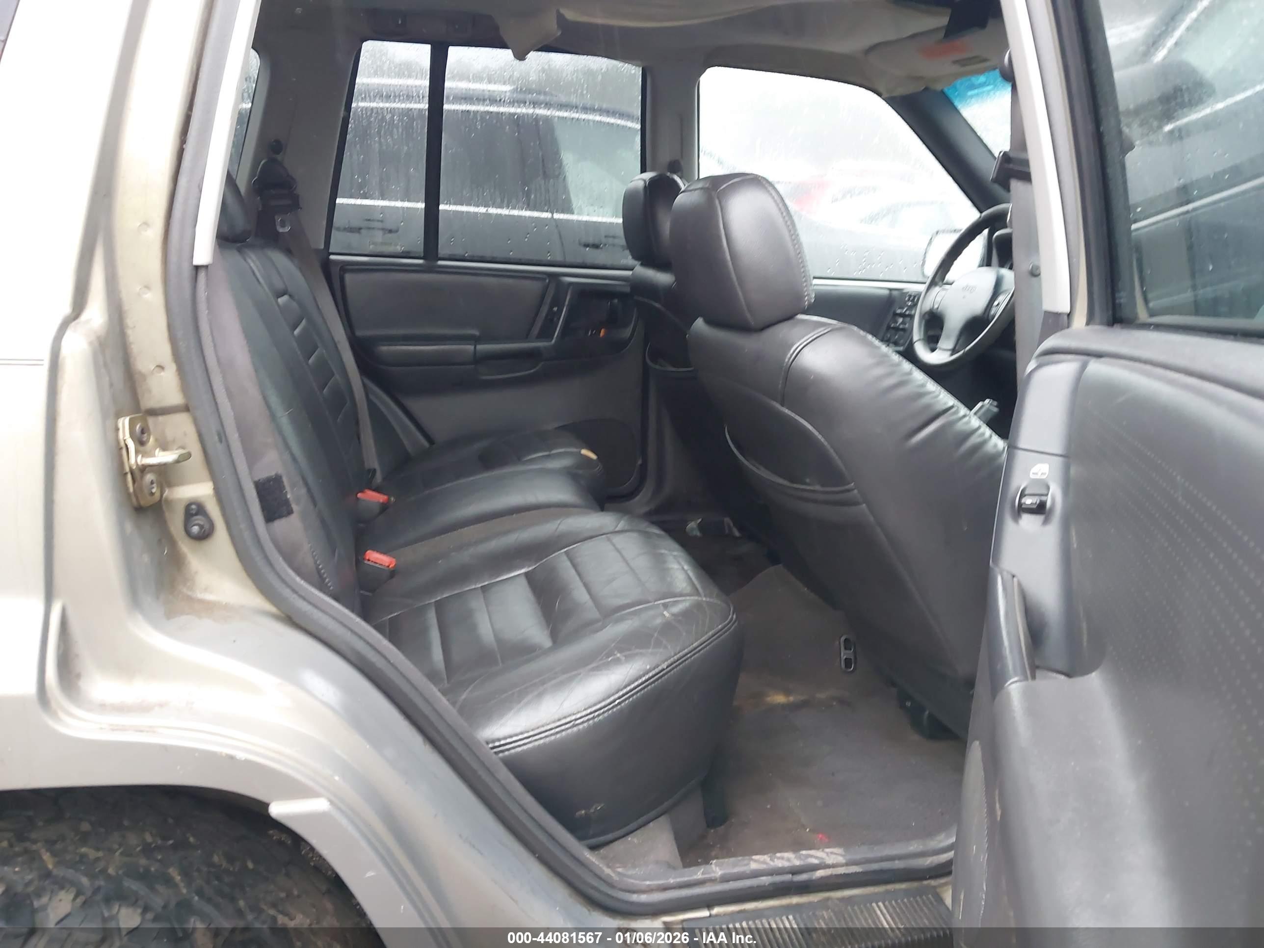 JEEP GRAND image 8