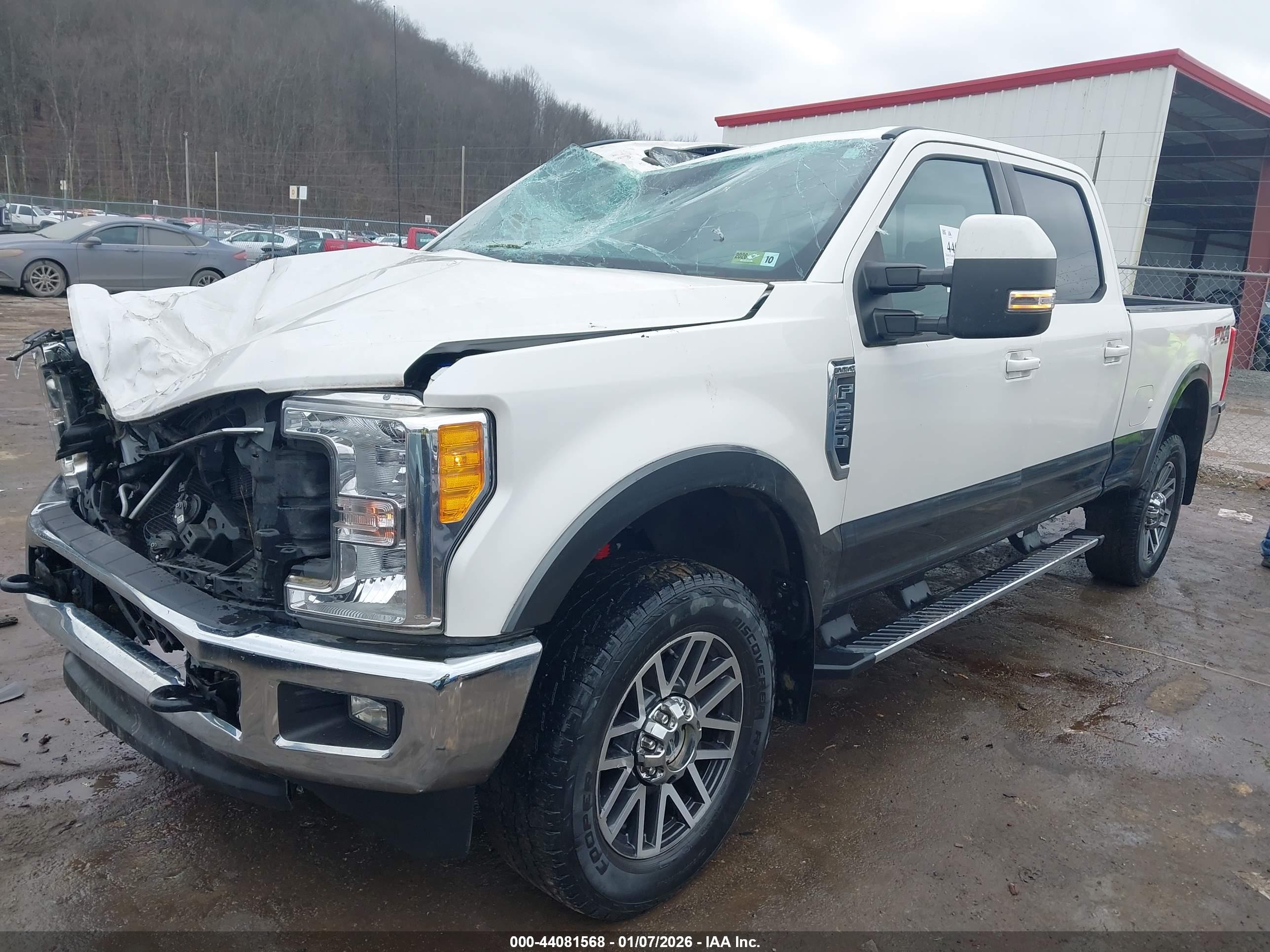 FORD F-250 image 2