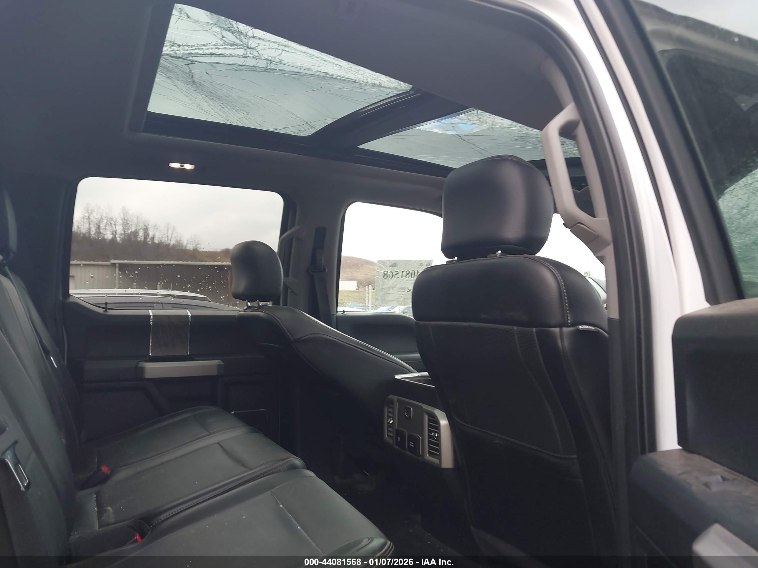 FORD F-250 image 8