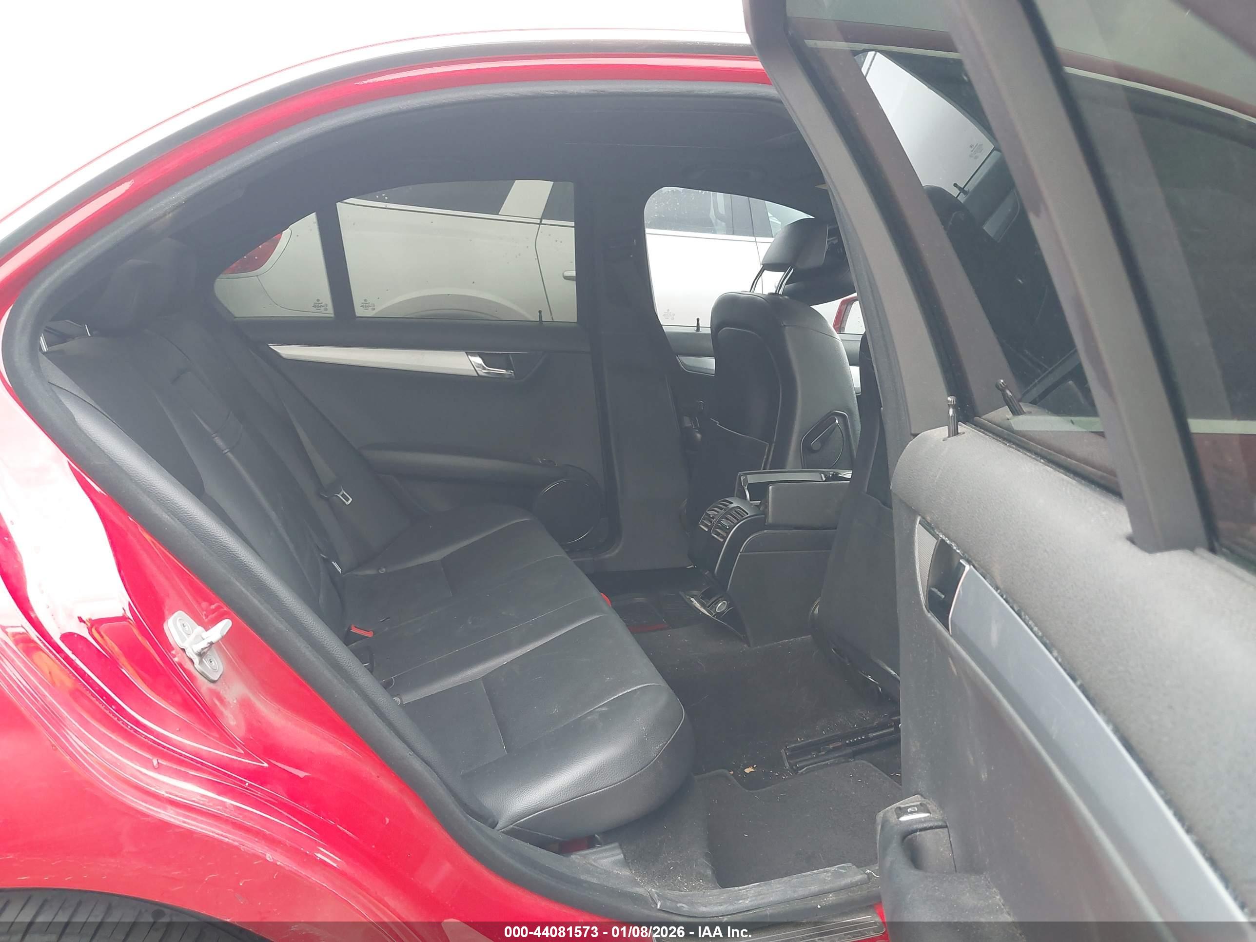 MERCEDES-BENZ C image 8