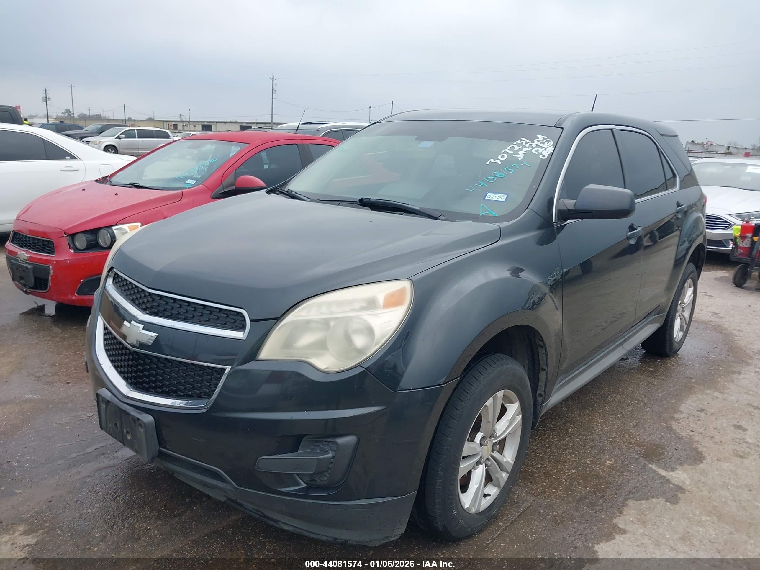 CHEVROLET EQUINOX image 2