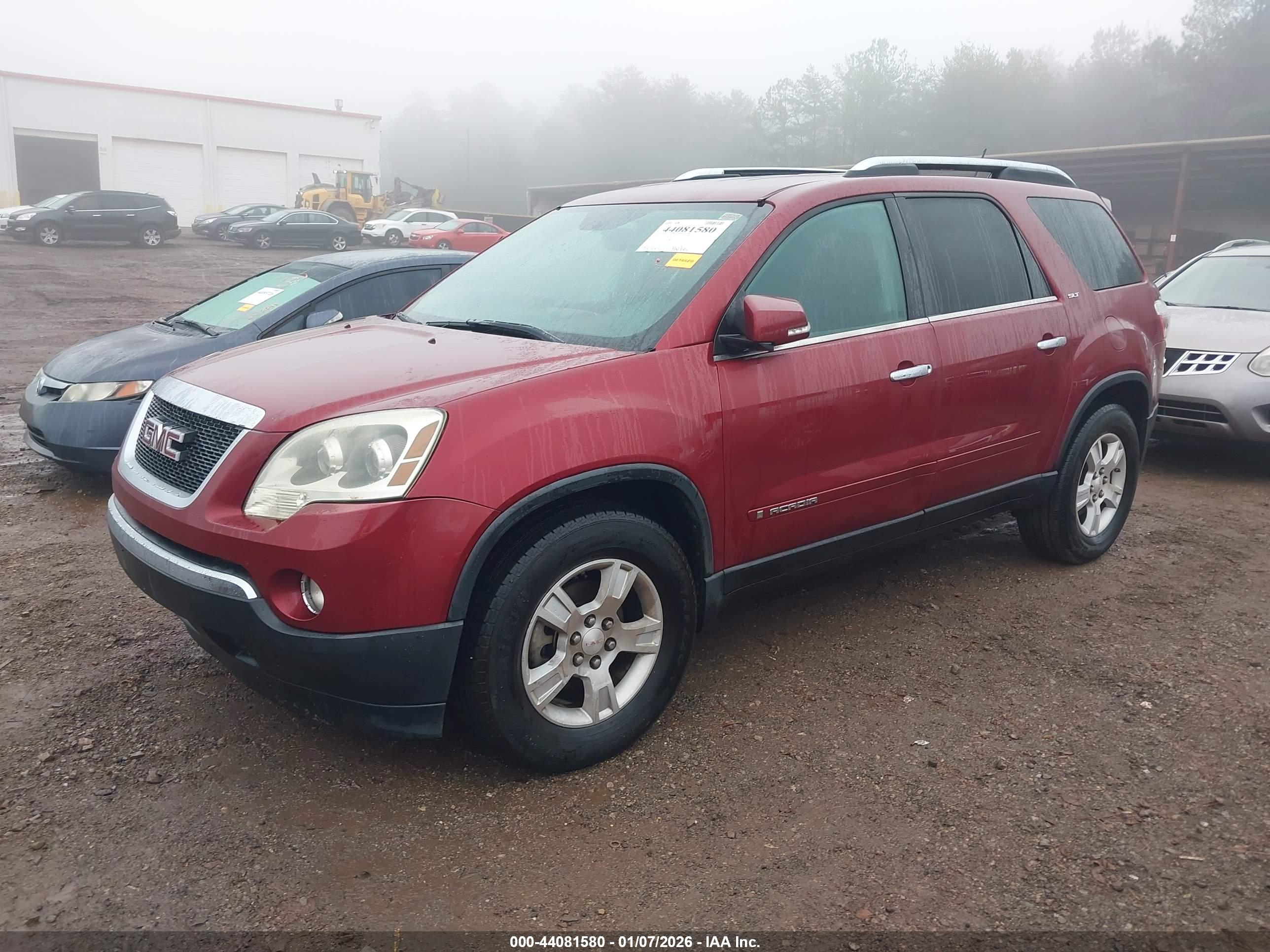 GMC ACADIA image 2