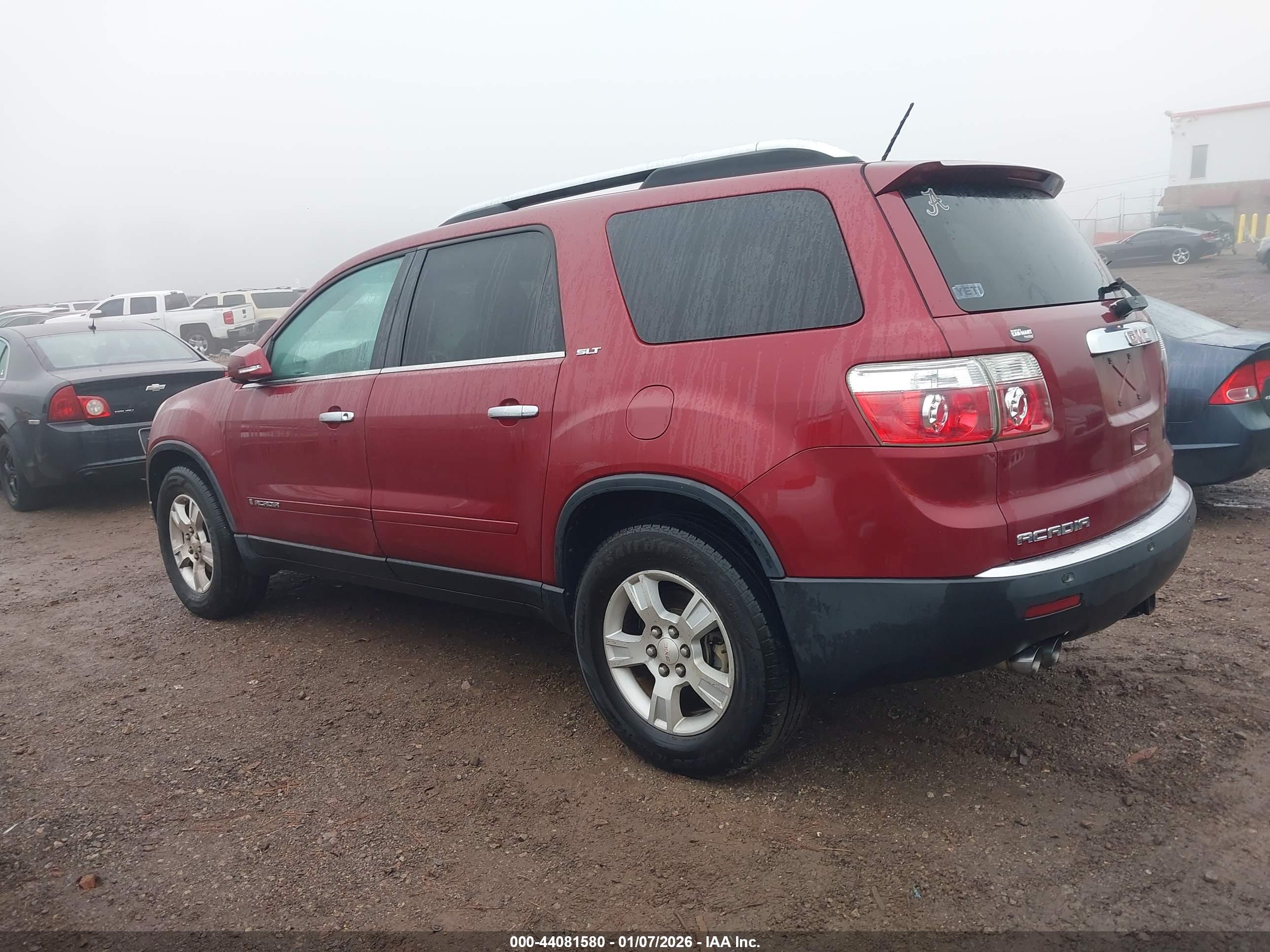 GMC ACADIA image 3