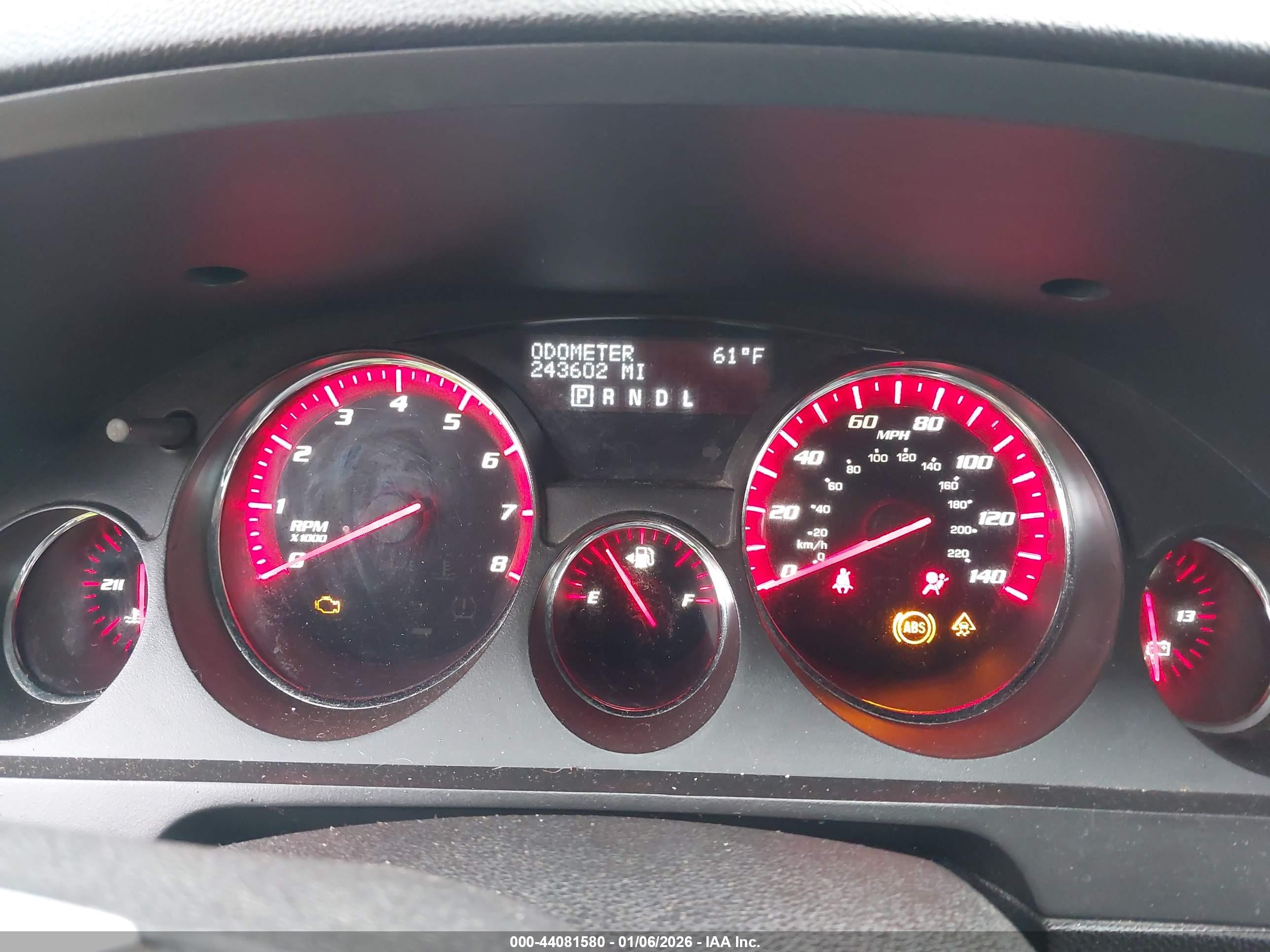 GMC ACADIA image 7
