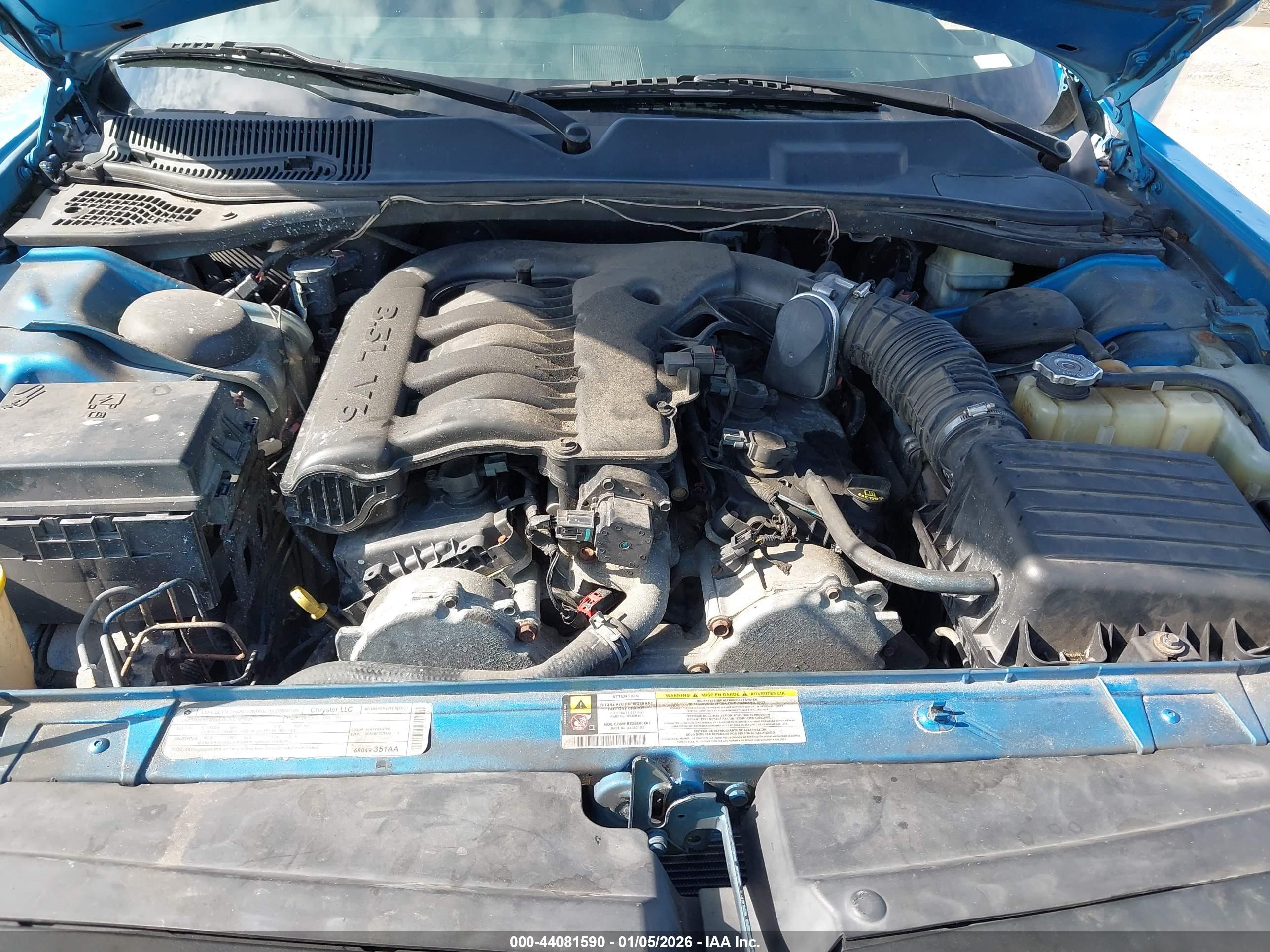 DODGE CHALLENGER image 10
