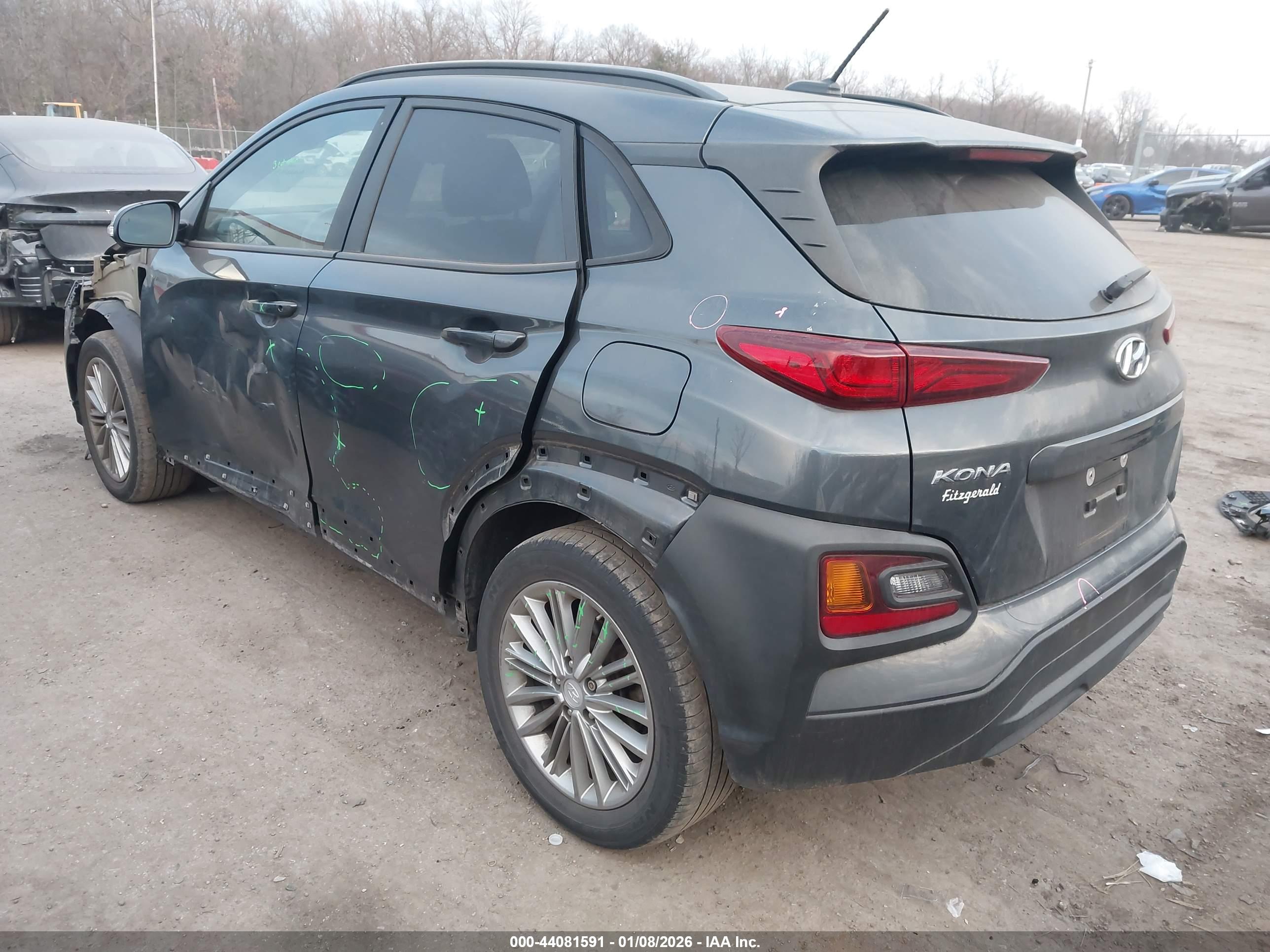HYUNDAI KONA image 3