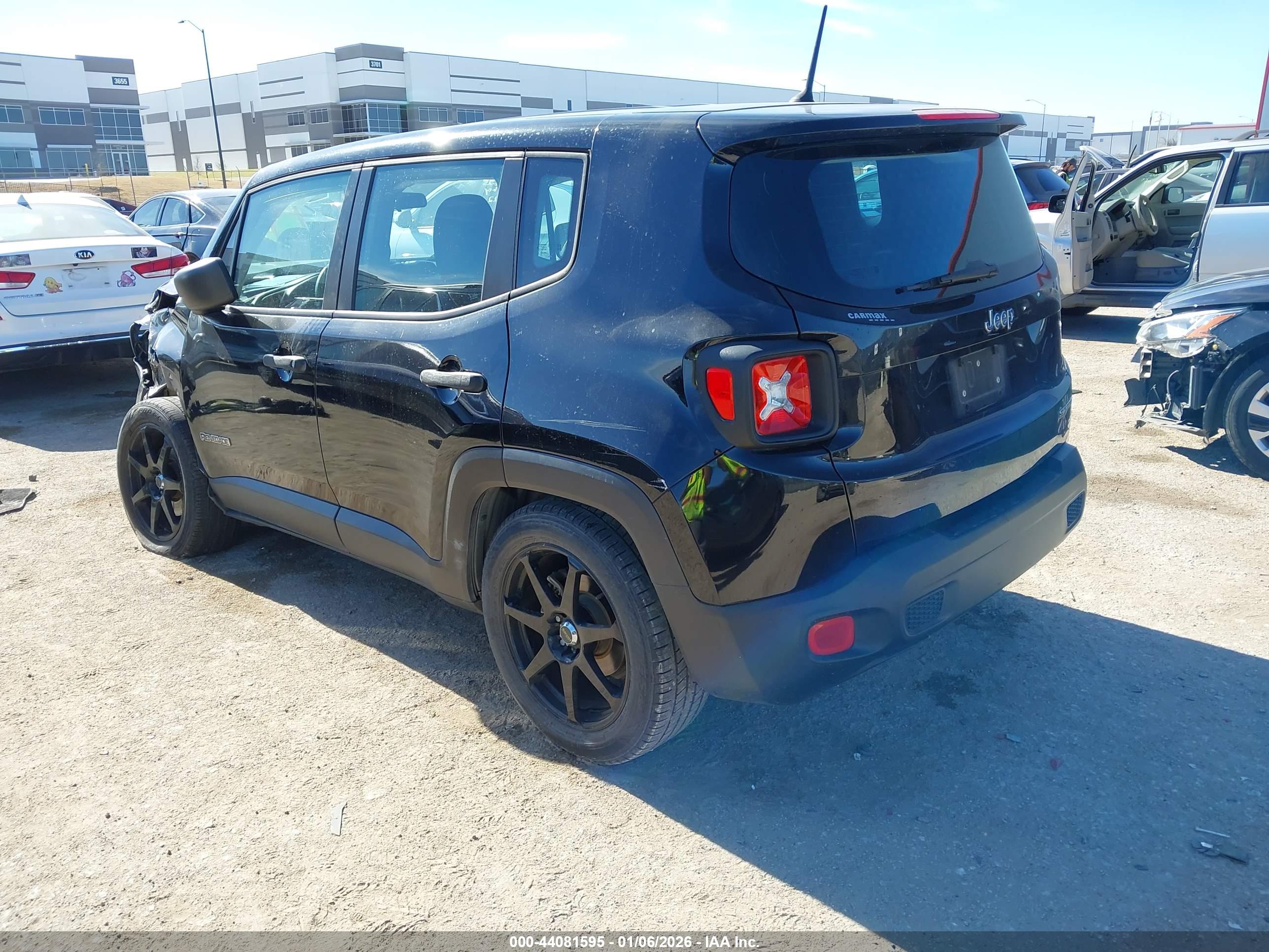 JEEP RENEGADE image 3