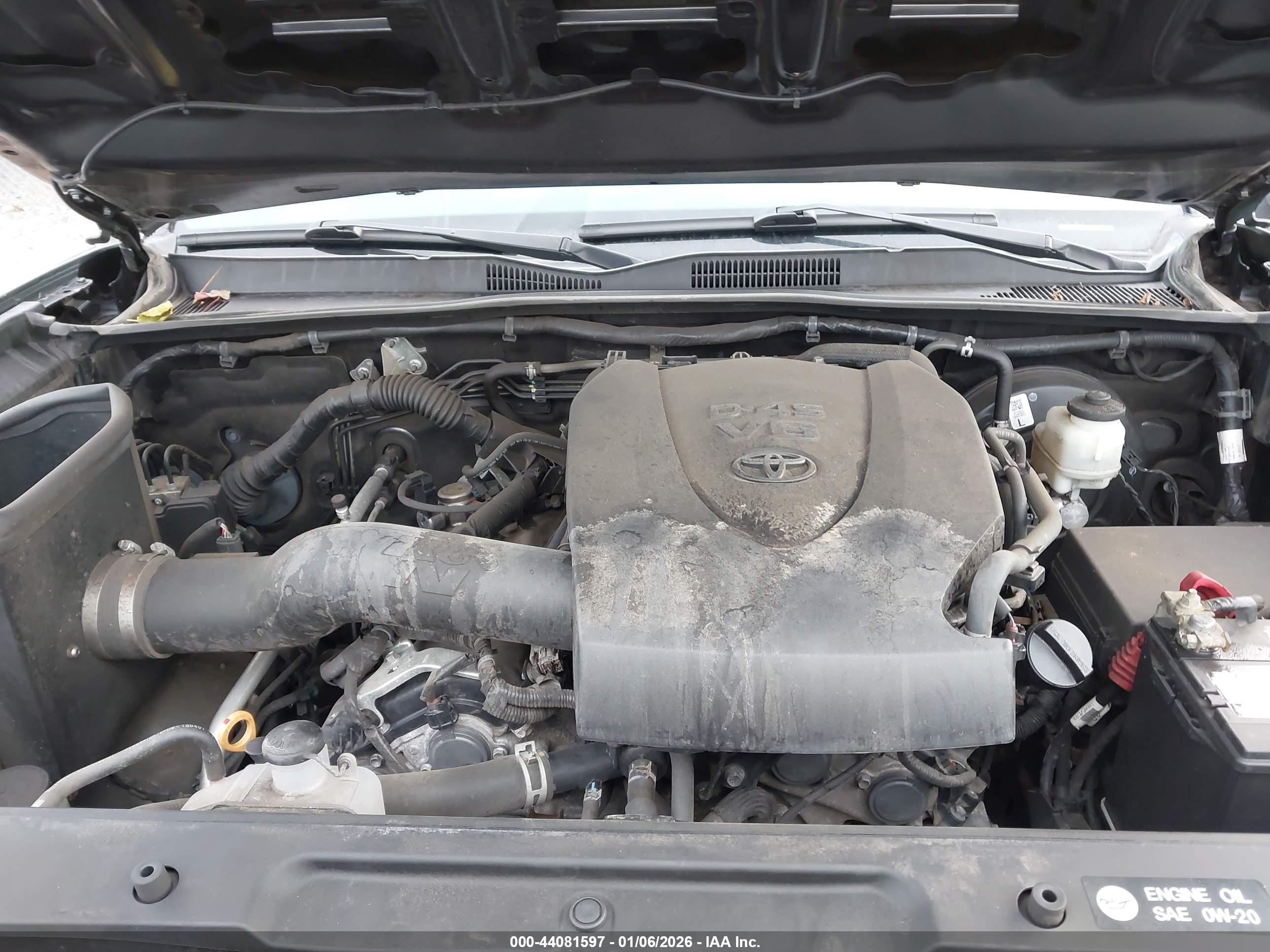 TOYOTA TACOMA image 10