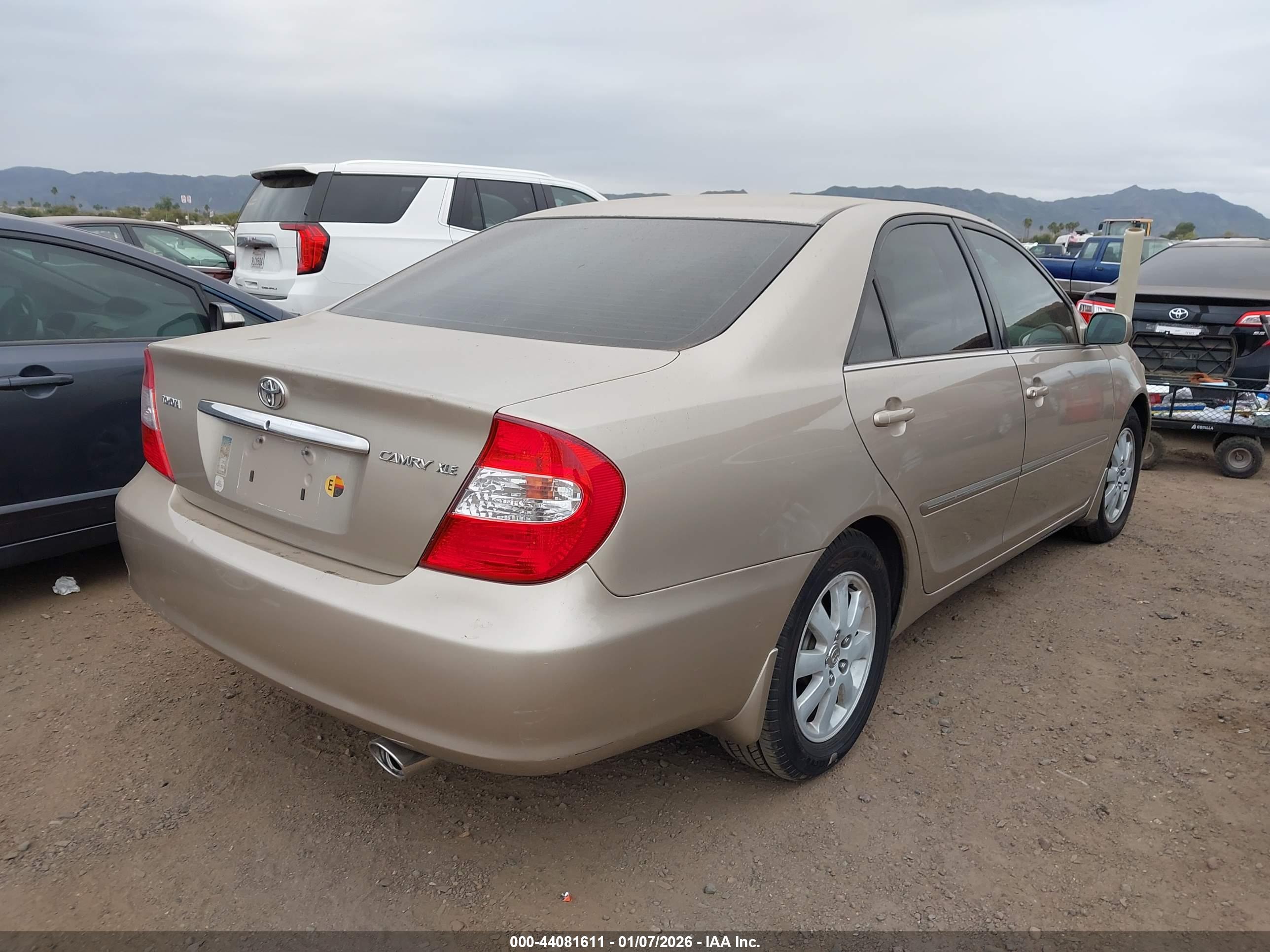 TOYOTA CAMRY image 4