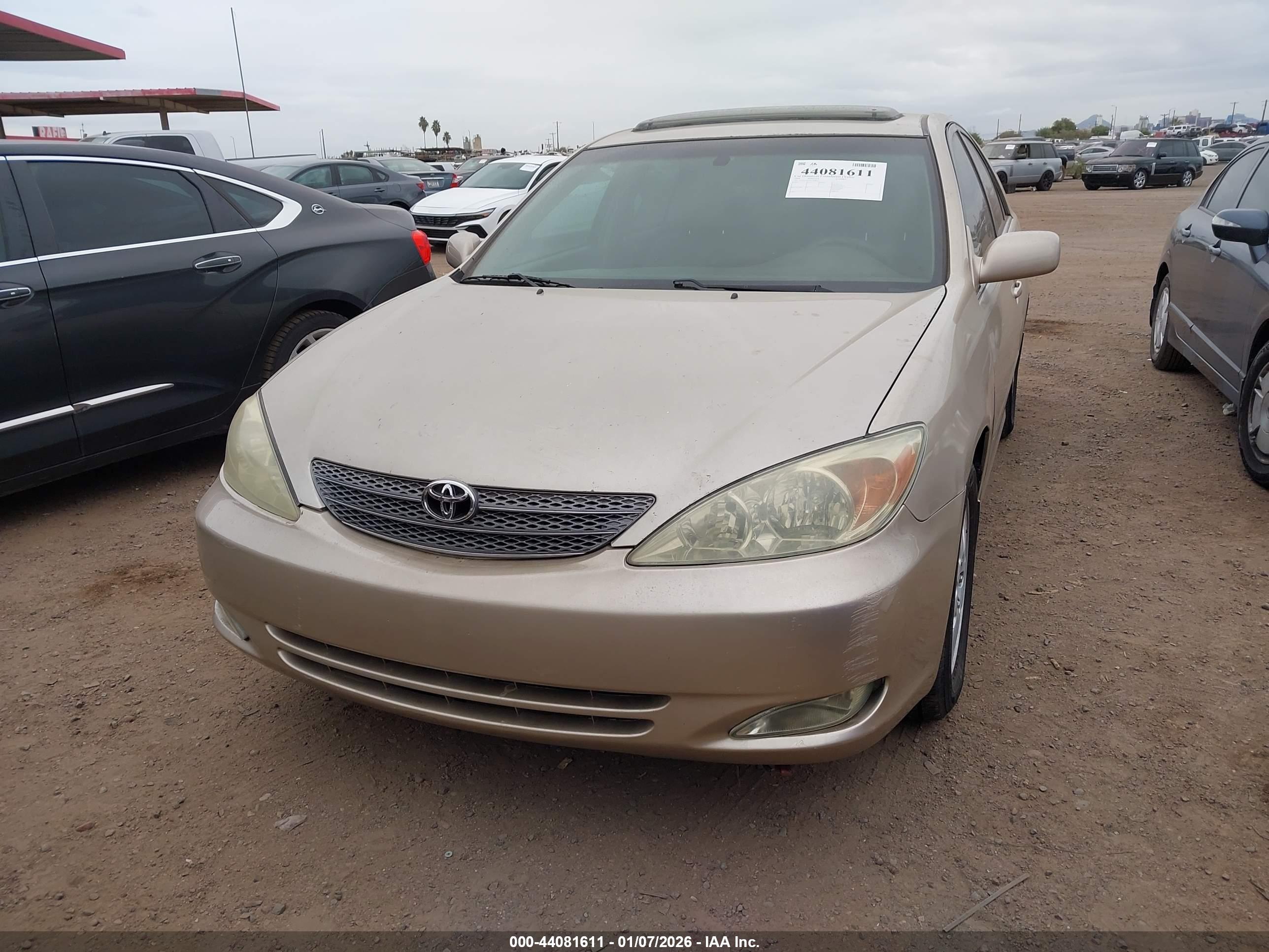TOYOTA CAMRY image 6