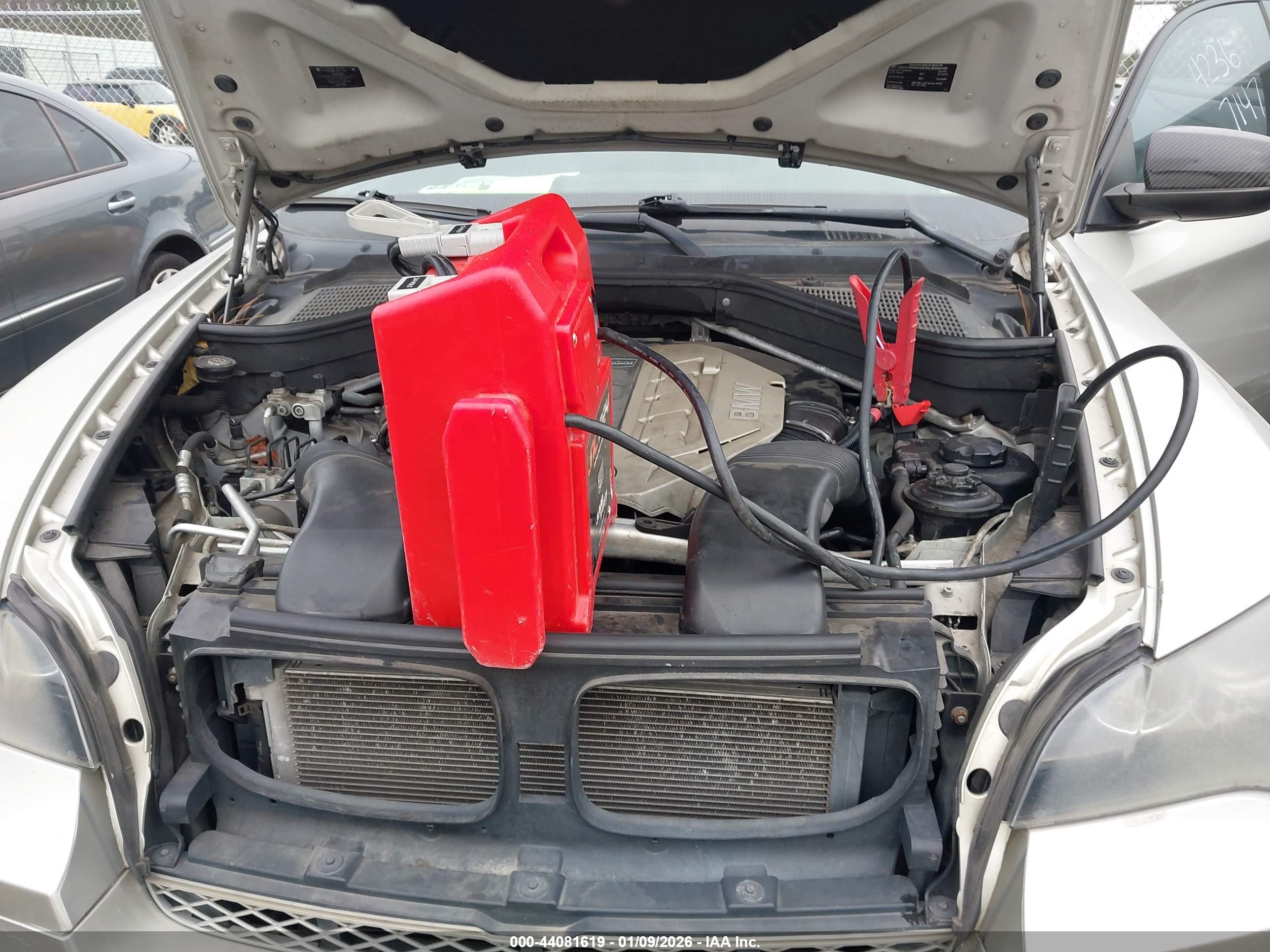 BMW X6 image 10