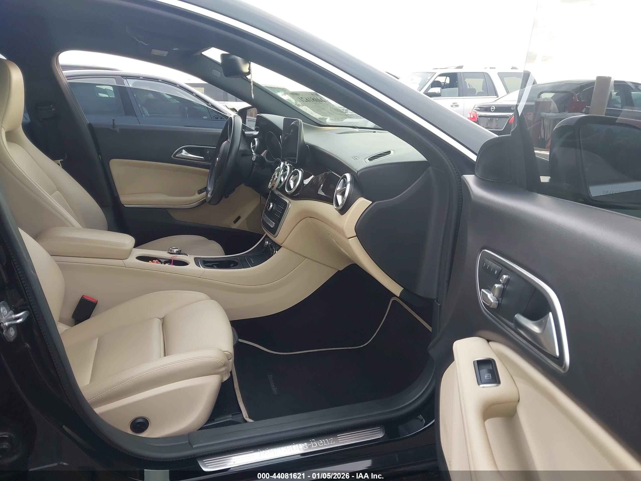 MERCEDES-BENZ CLA image 5