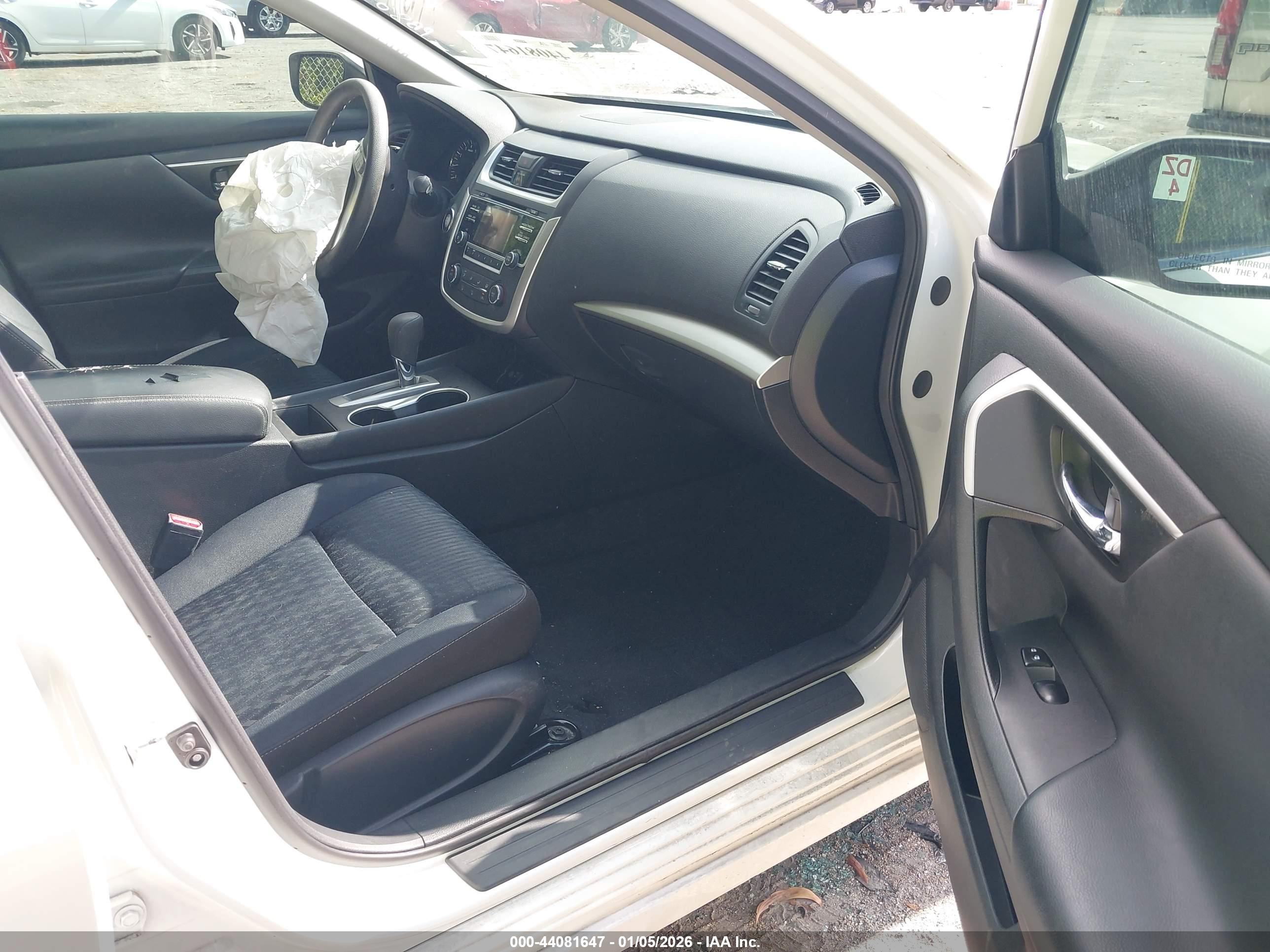 NISSAN ALTIMA image 5