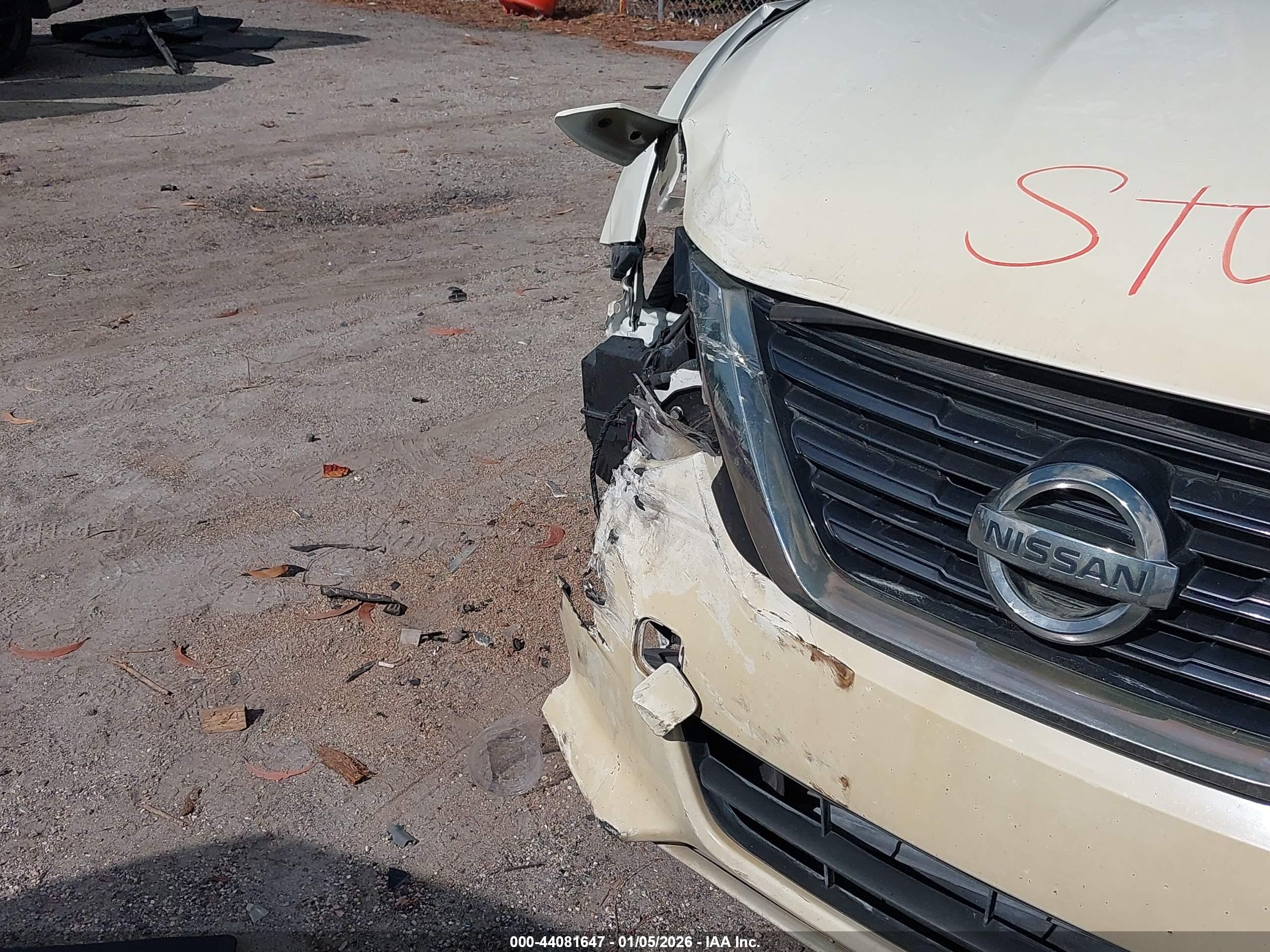 NISSAN ALTIMA image 6