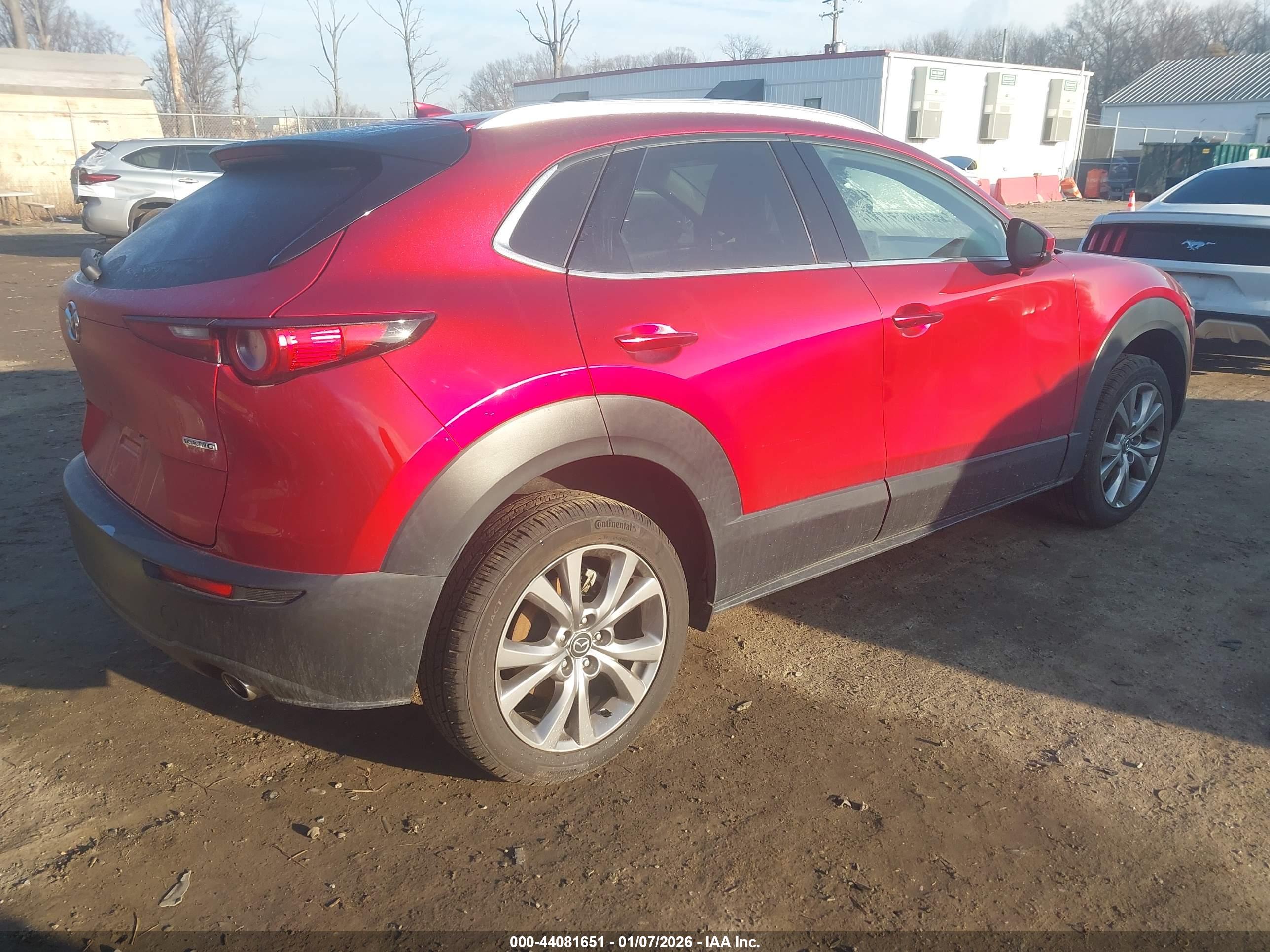 MAZDA CX-30 image 4