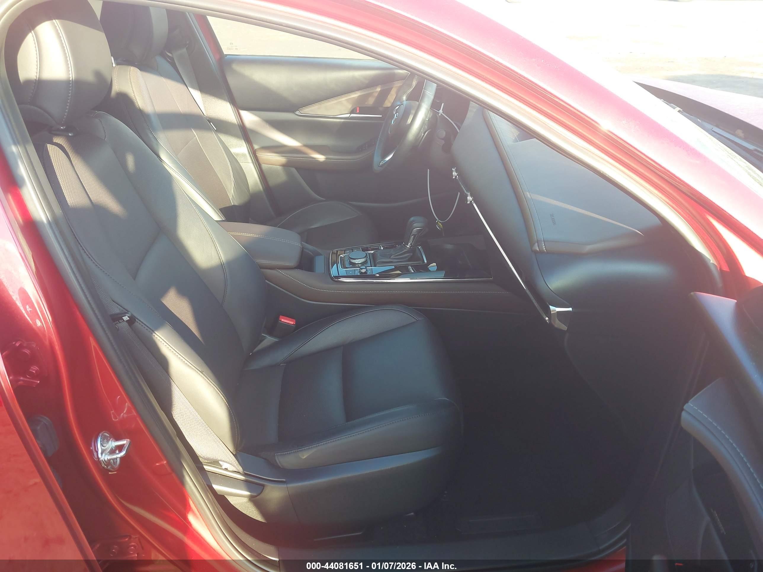 MAZDA CX-30 image 5