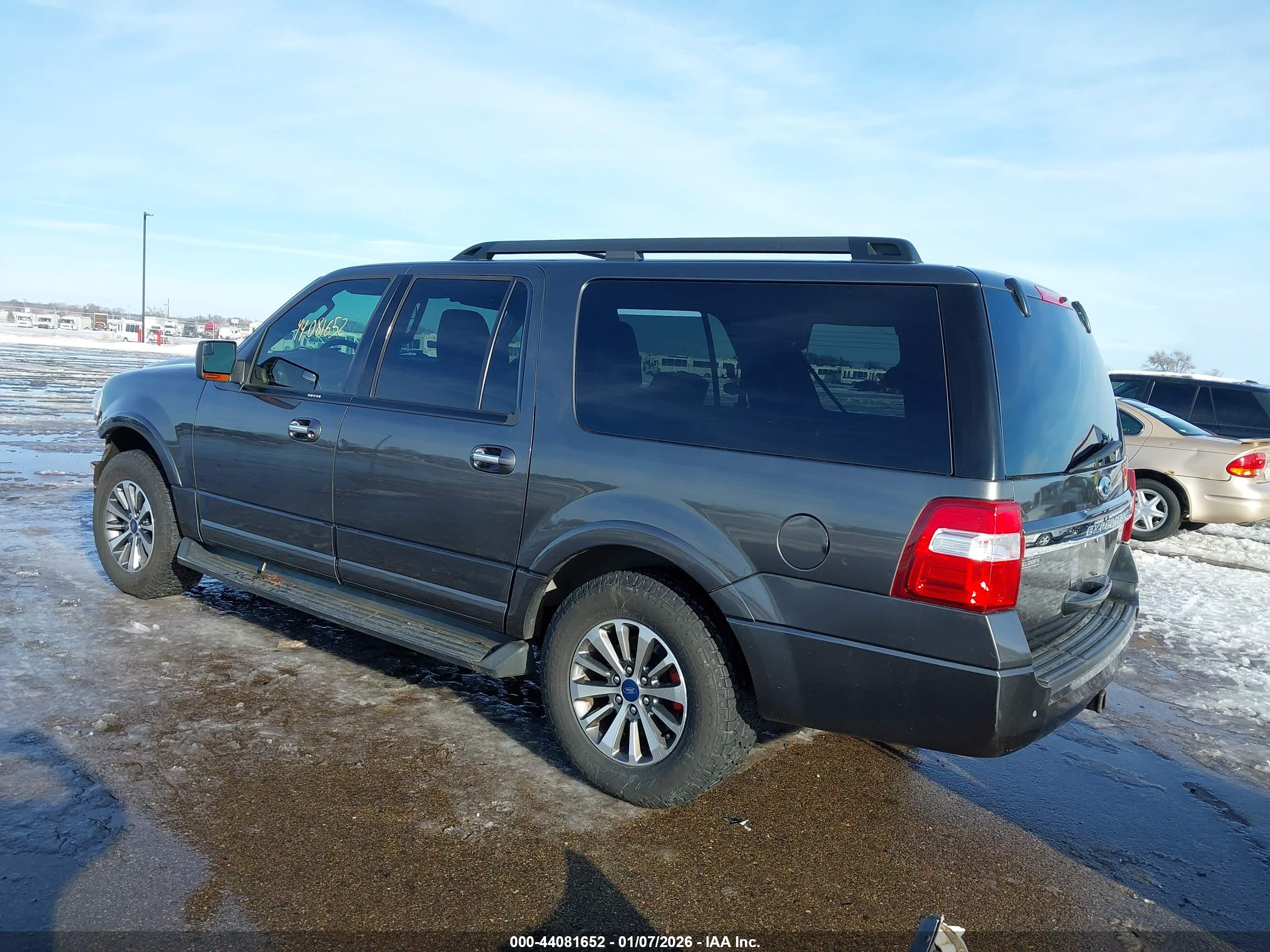 FORD EXPEDITION image 3