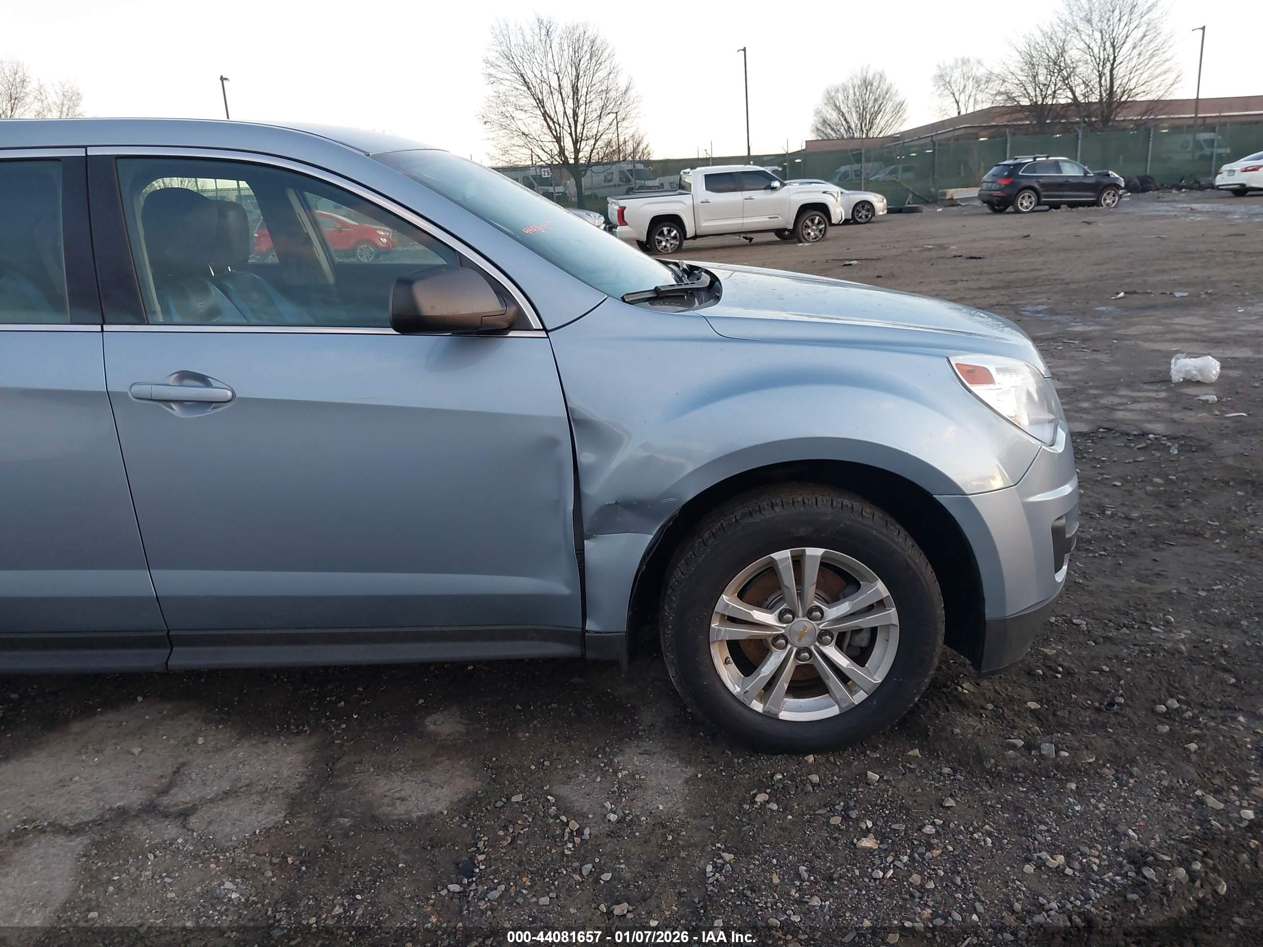 CHEVROLET EQUINOX image 6