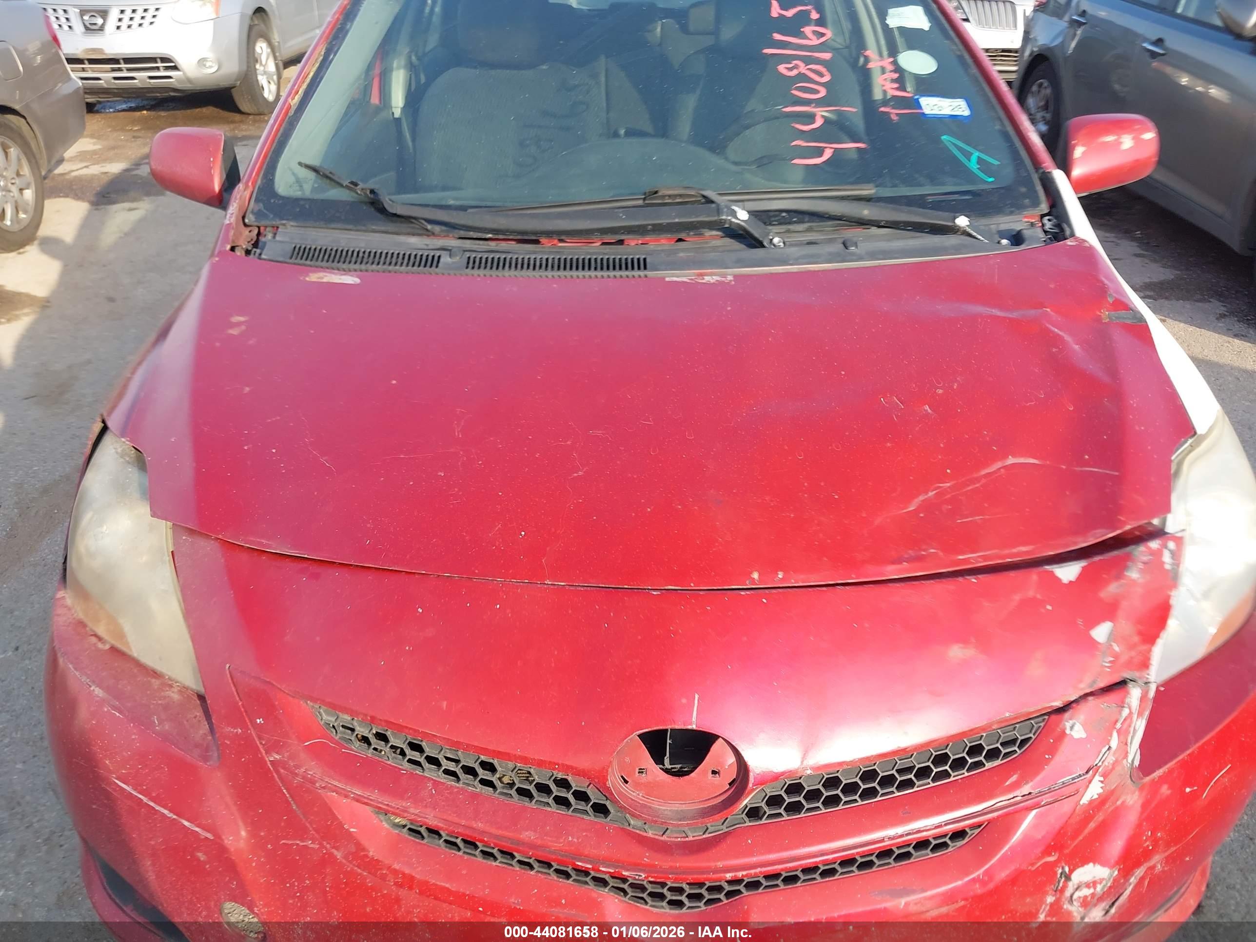 TOYOTA YARIS image 10