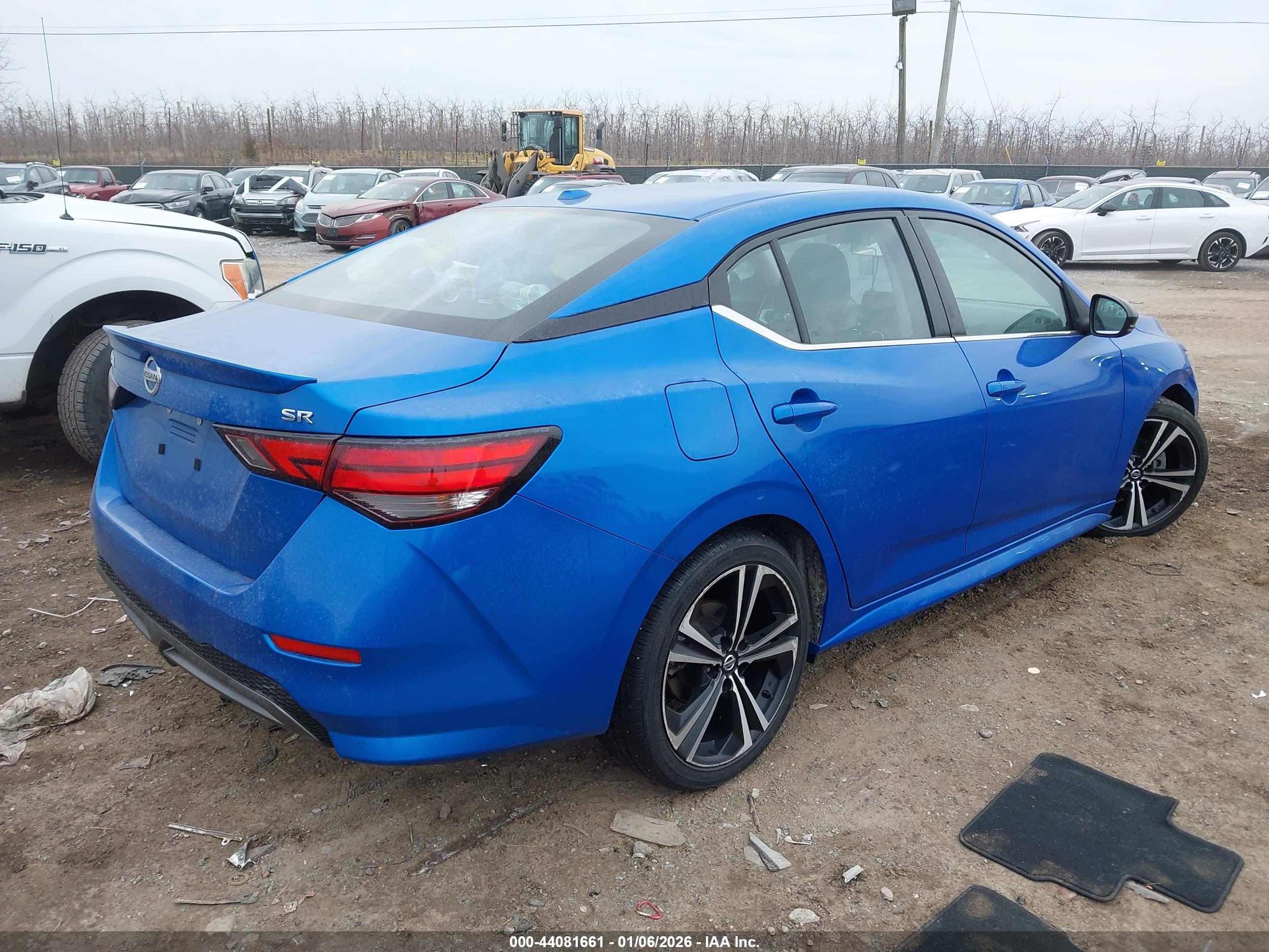 NISSAN SENTRA image 4