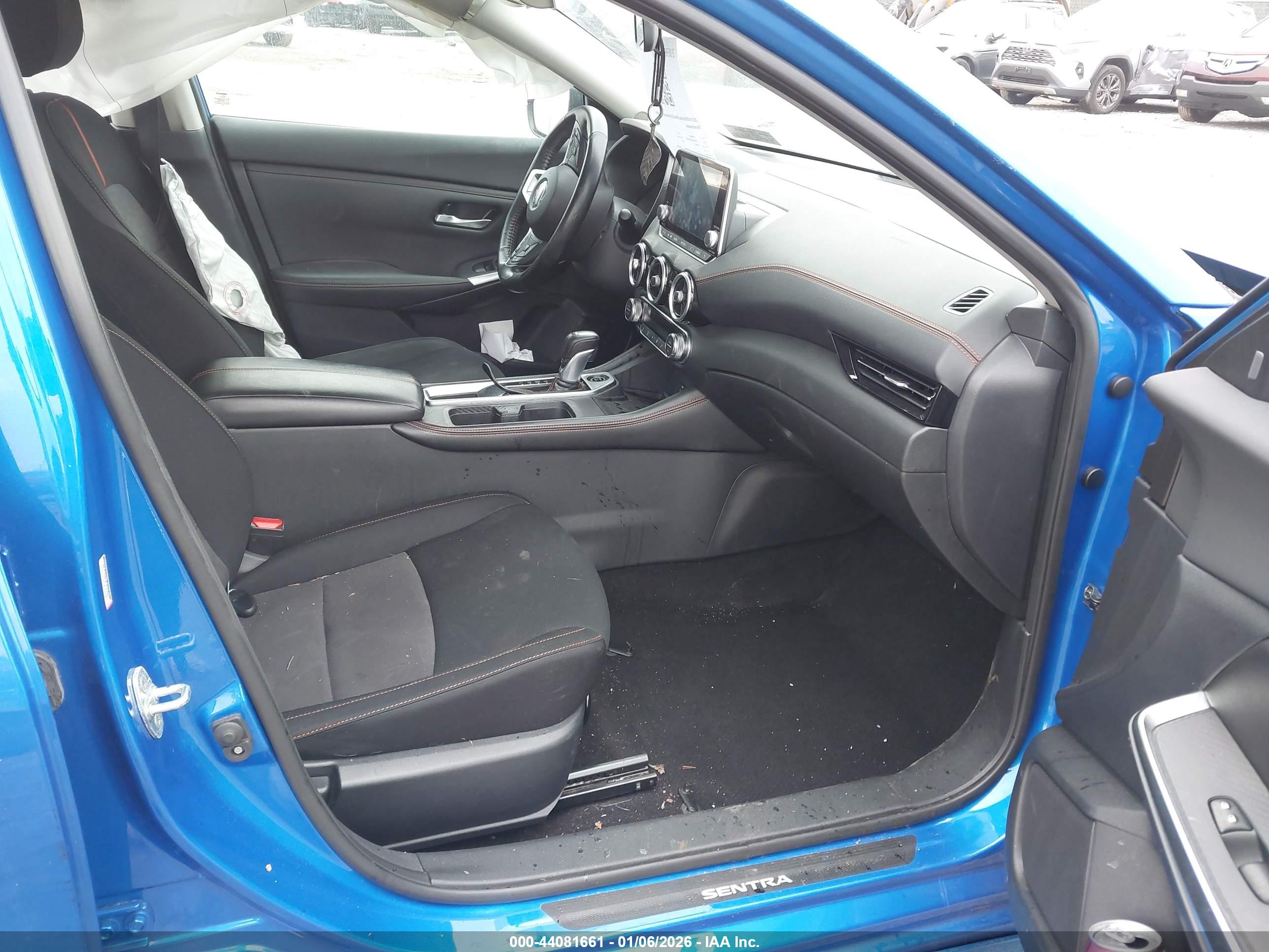 NISSAN SENTRA image 5