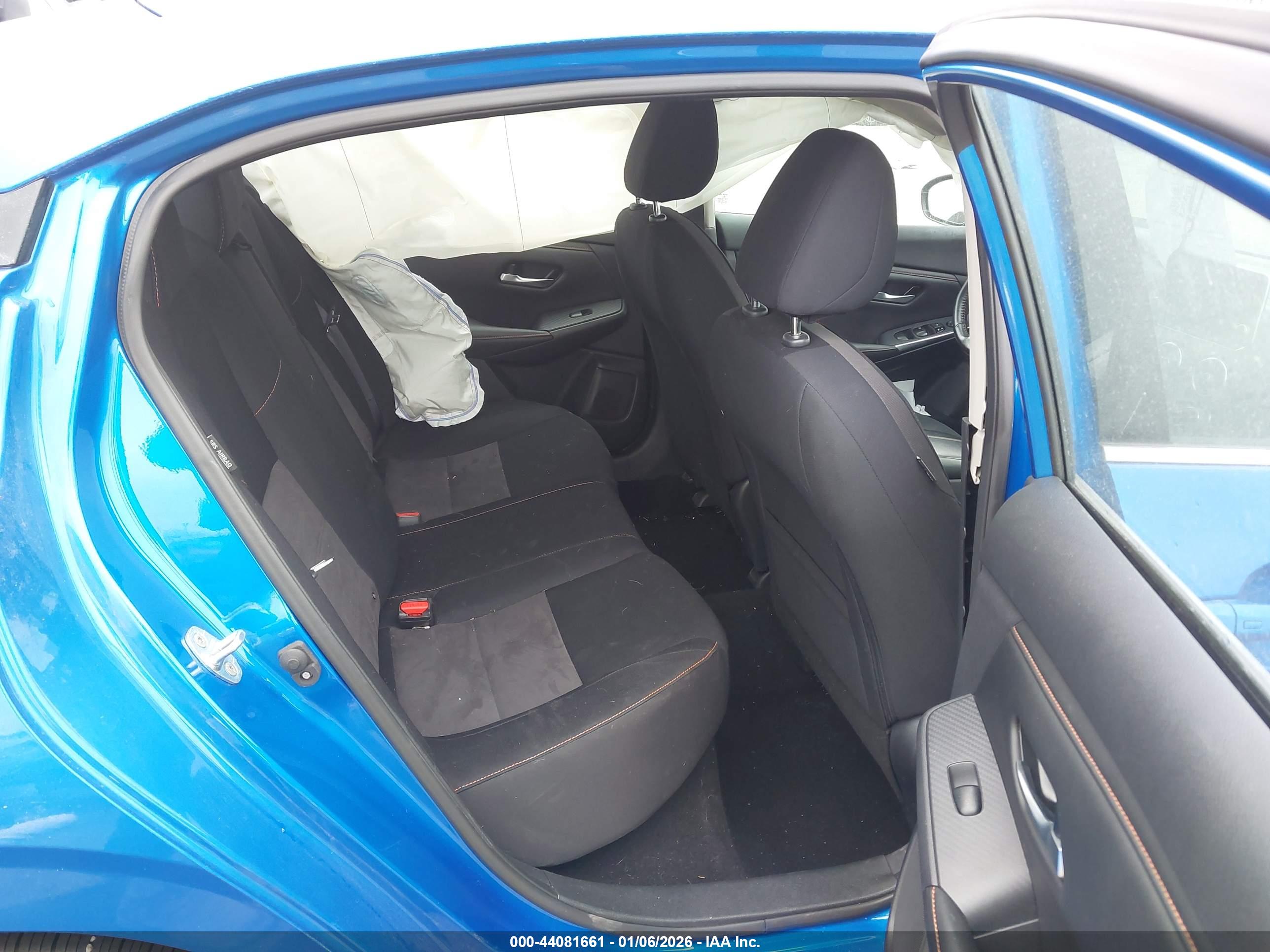 NISSAN SENTRA image 8