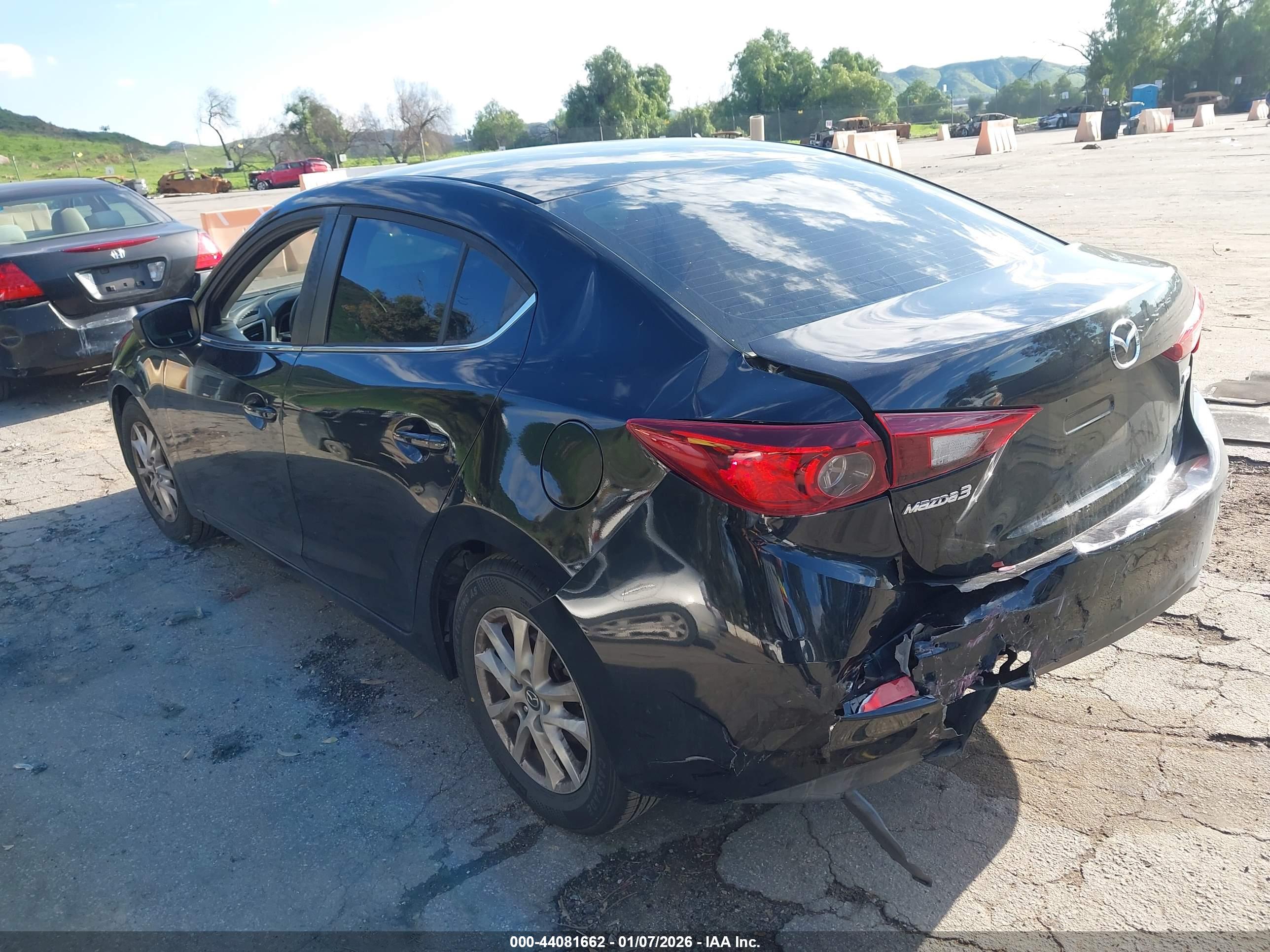 MAZDA MAZDA3 image 3